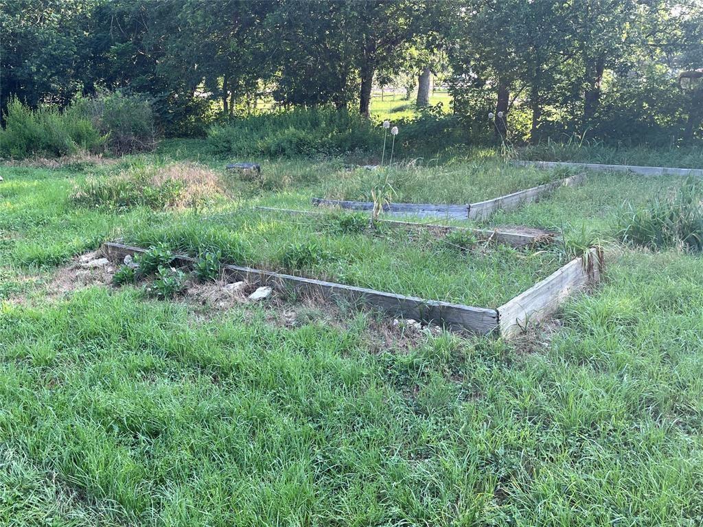 704 Fm 2657 Property Photo 11