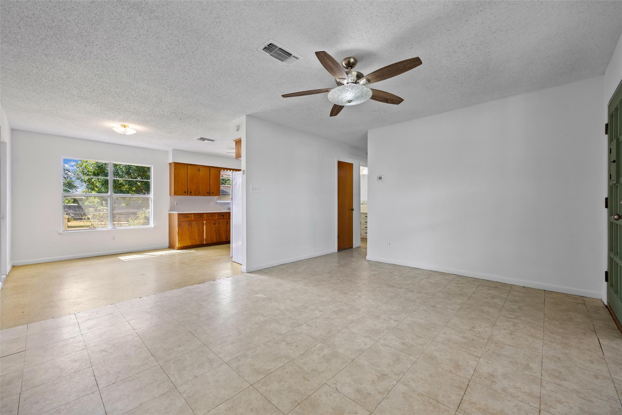 1406 Kingfish Dr Property Photo 7