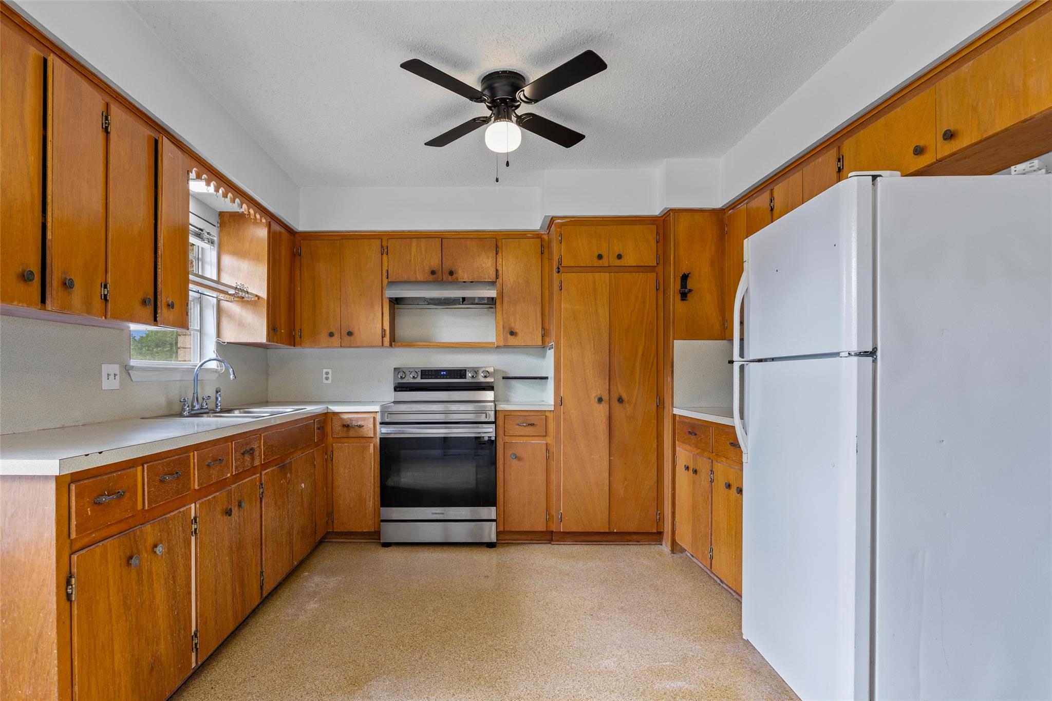 1406 Kingfish Dr Property Photo 10