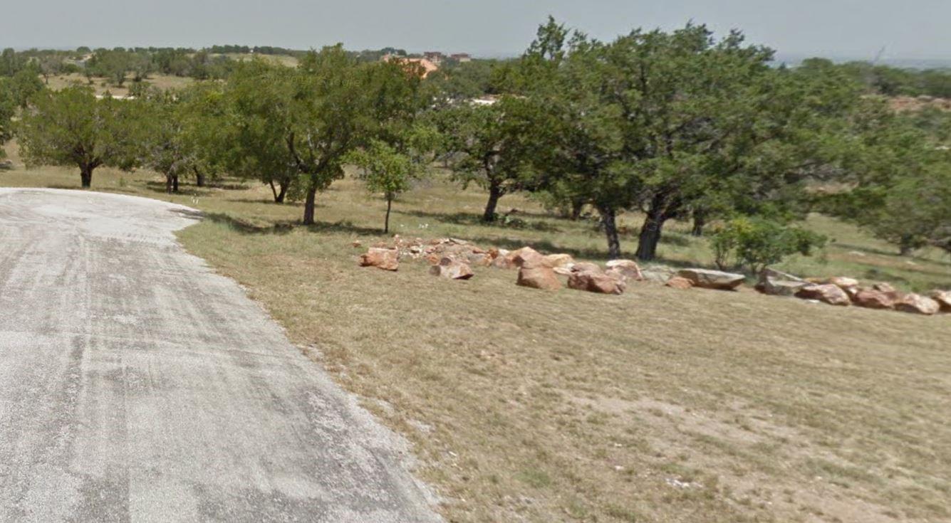 W2021 Purple Granite Property Photo 5