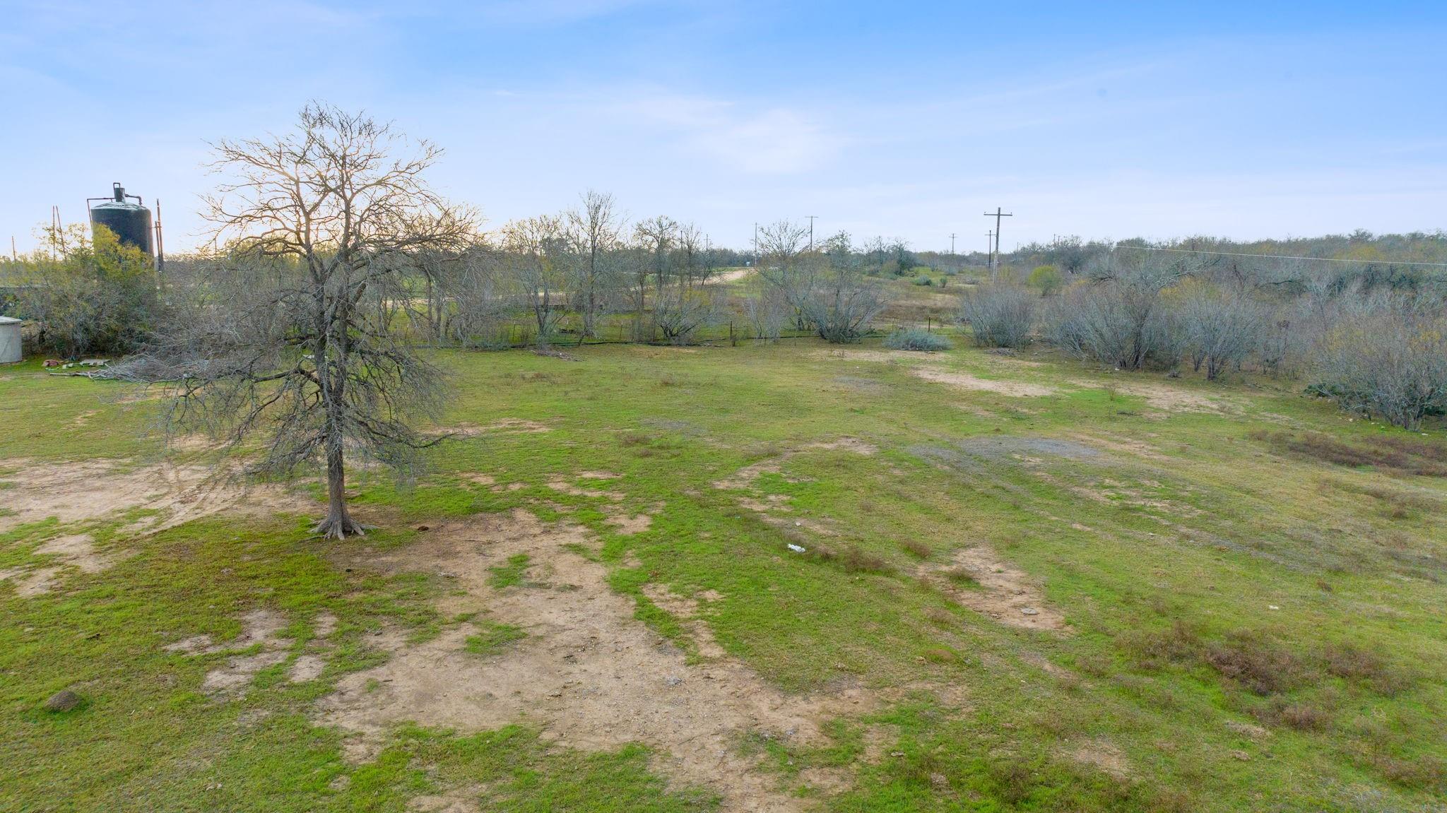 3466 Fm 671 Property Photo 7