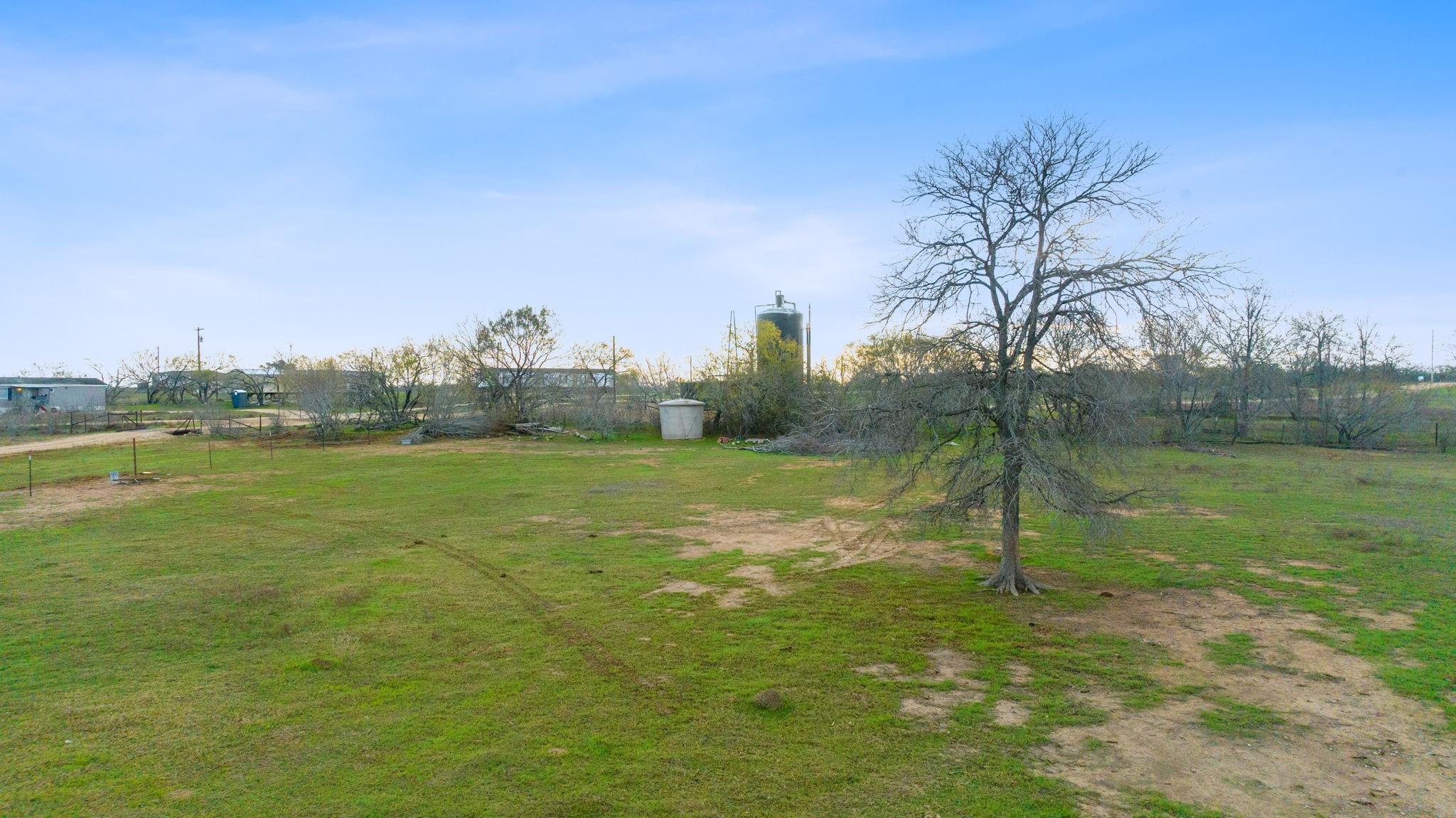 3466 Fm 671 Property Photo 11