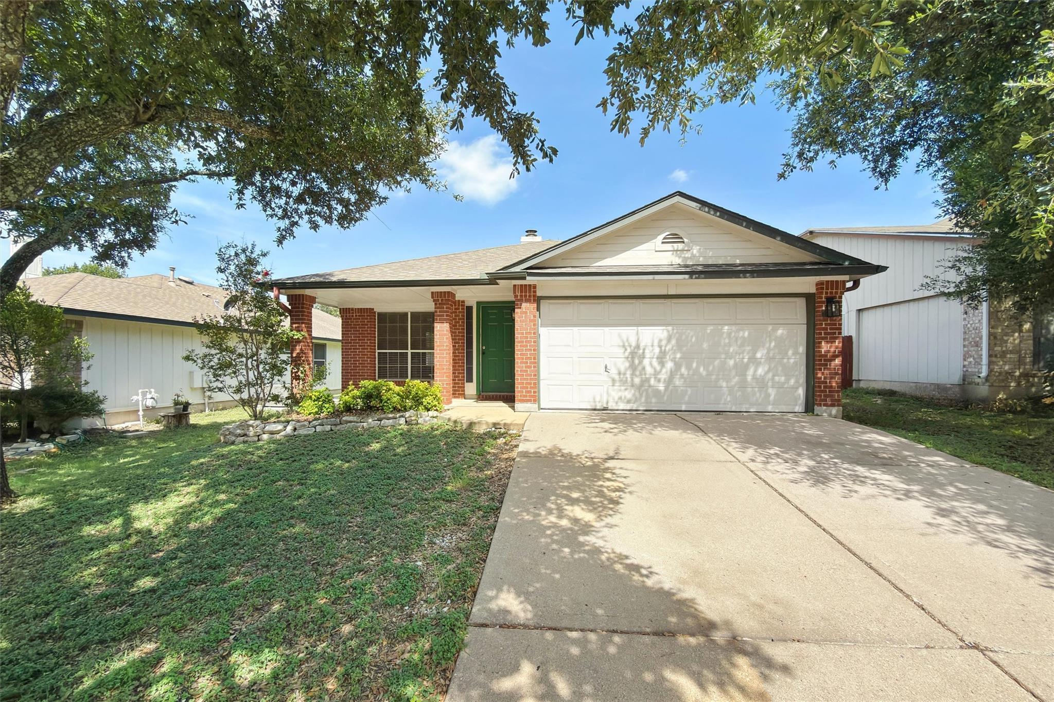 17616 Tobermory Dr Property Photo 1