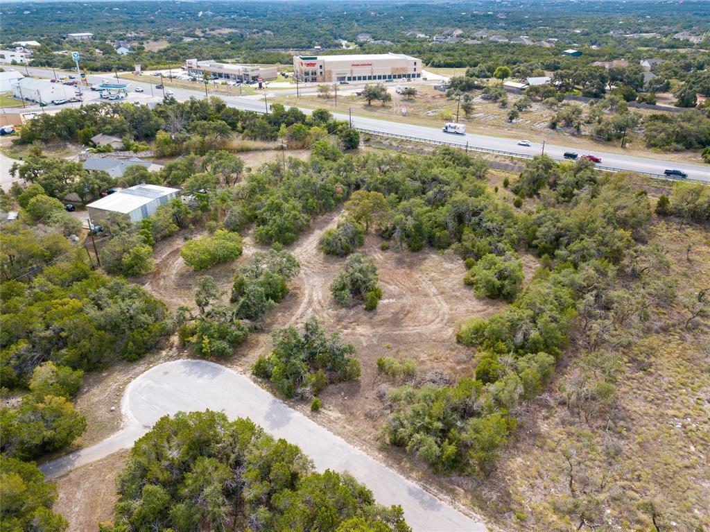 9614 Bronzewood Dr Property Photo 3