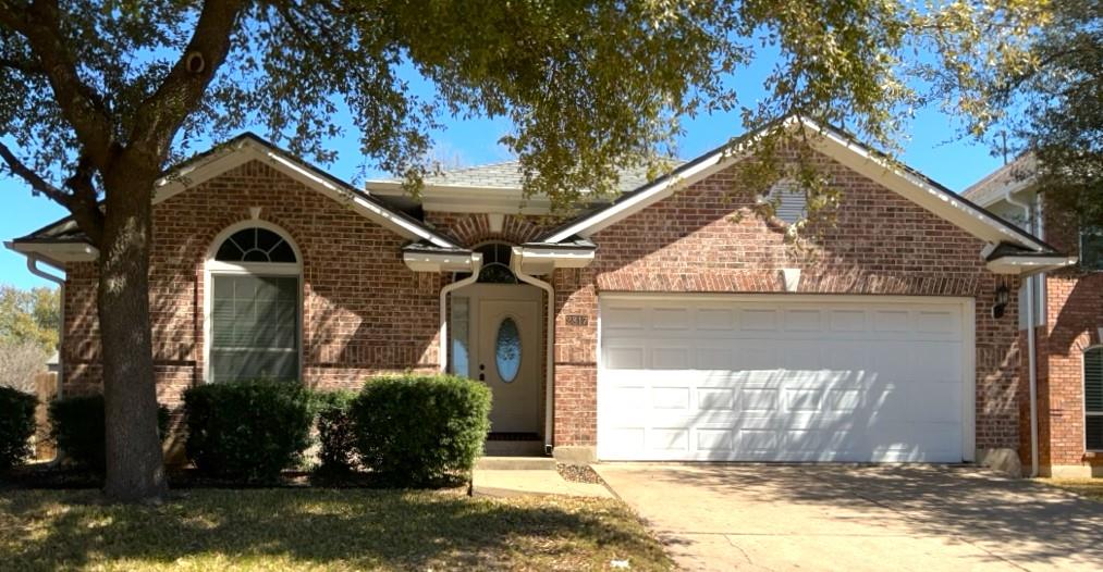 2817 Pioneer Way Property Photo
