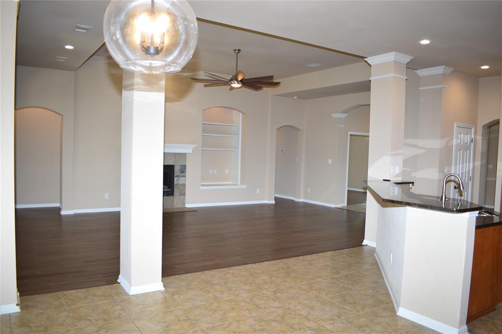 7233 Via Dono Dr Property Photo 10