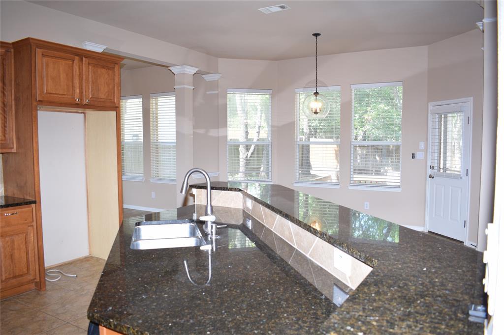 7233 Via Dono Dr Property Photo 14