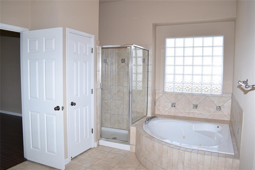 7233 Via Dono Dr Property Photo 28