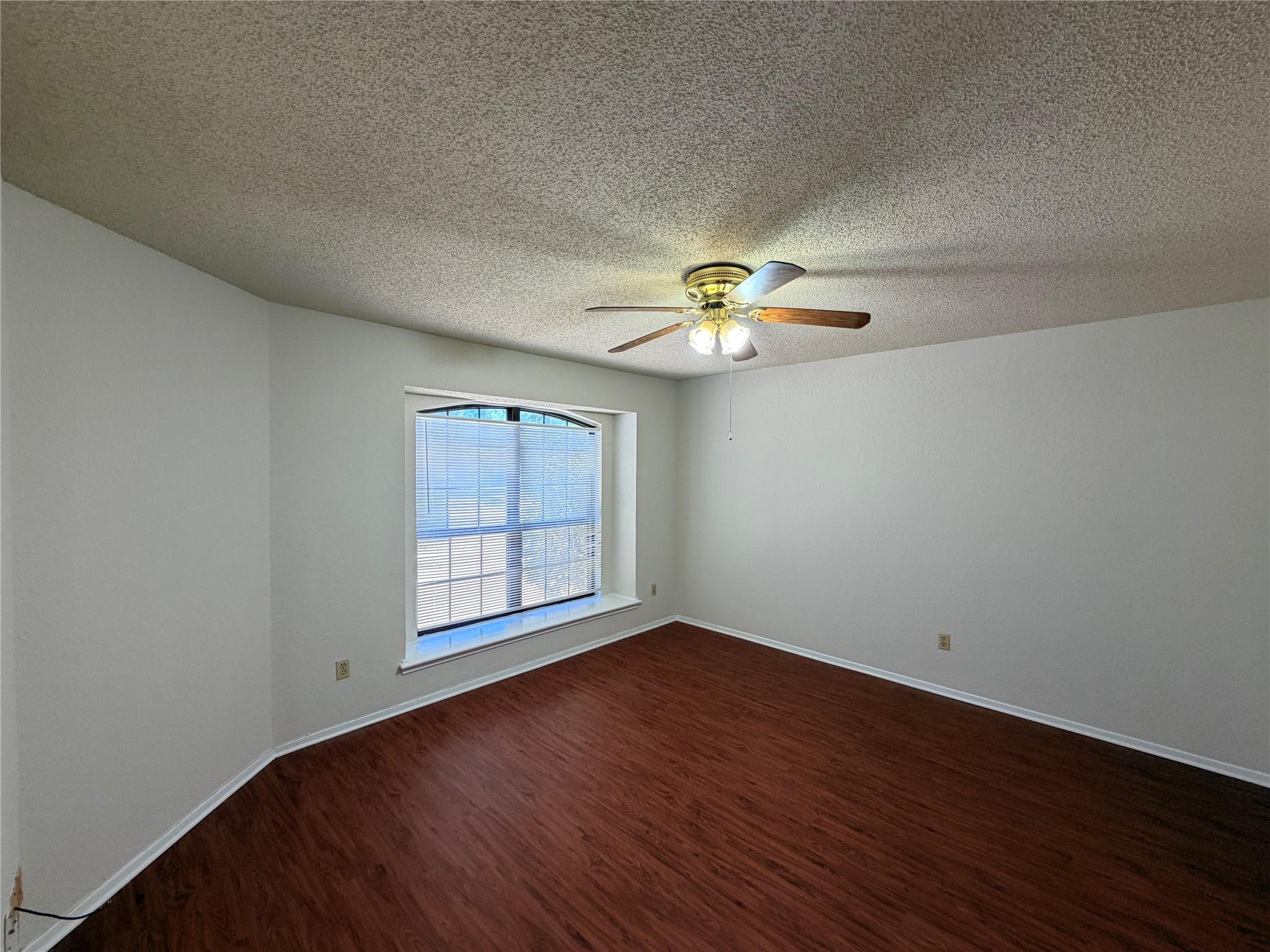 2013 James Pl Property Photo 16