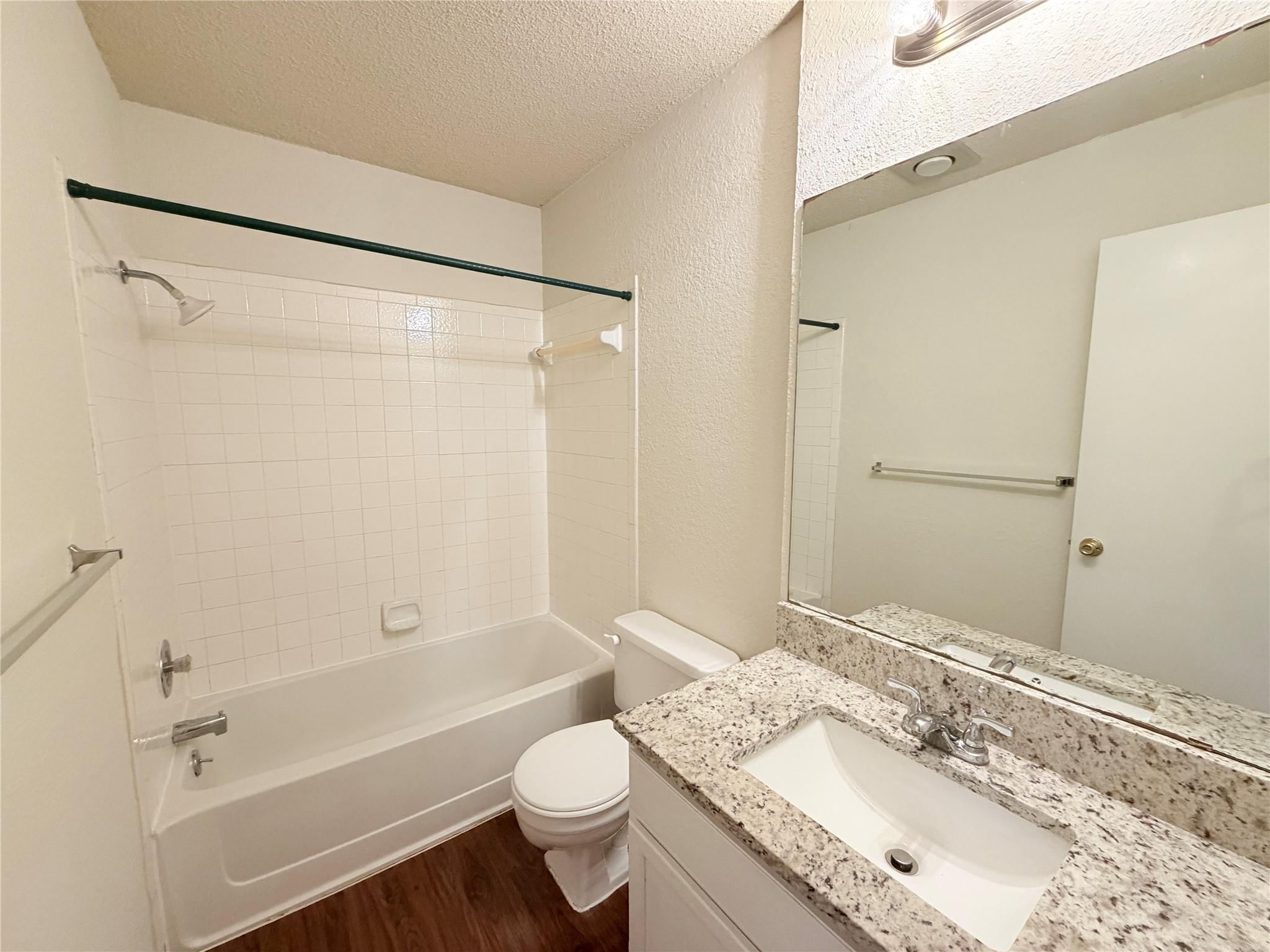 2013 James Pl Property Photo 28
