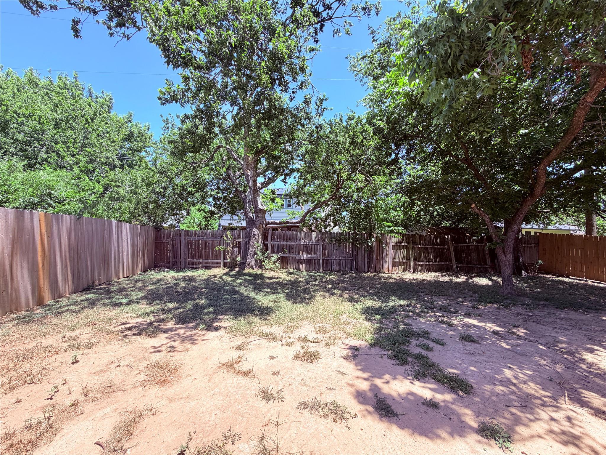 2013 James Pl Property Photo 35