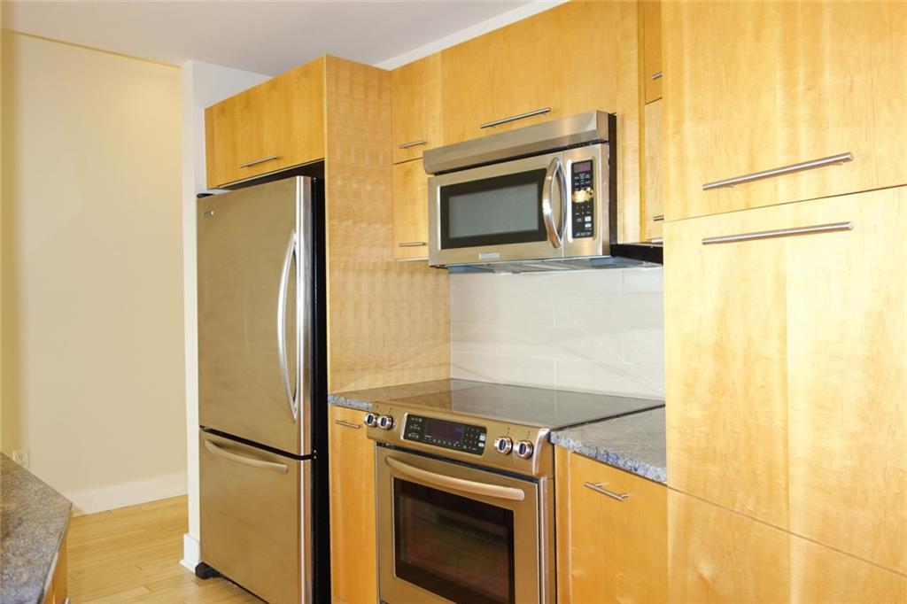 603 Davis St 1409 Property Photo 8