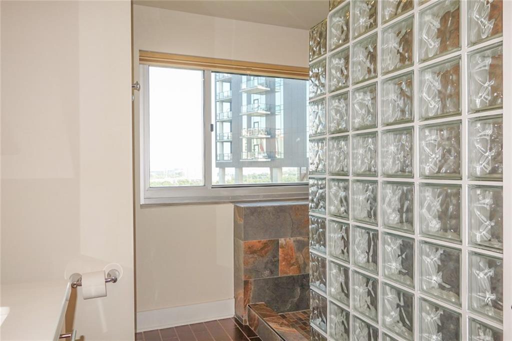 603 Davis St 1409 Property Photo 22