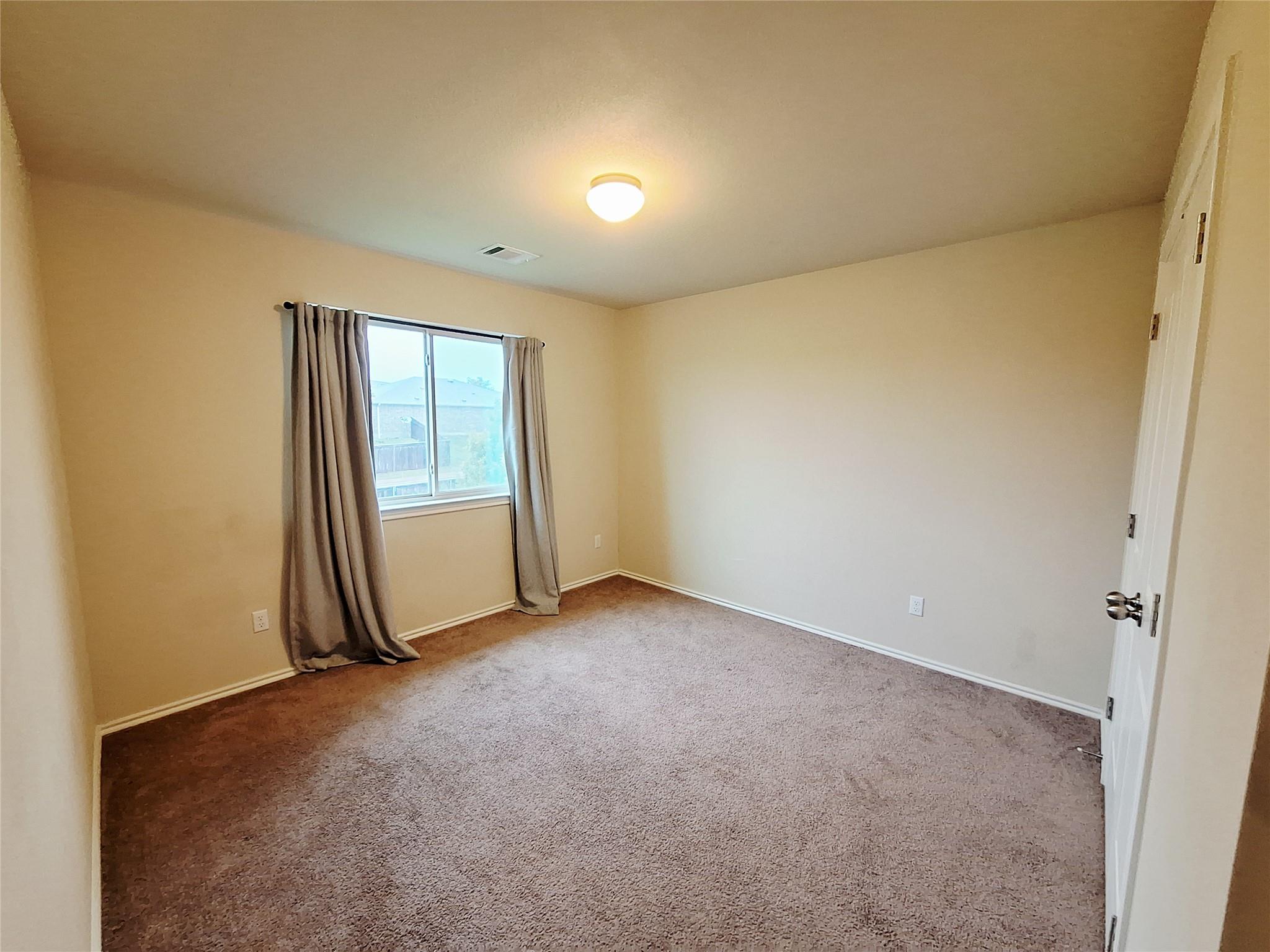 220 Westminster Dr Property Photo 14