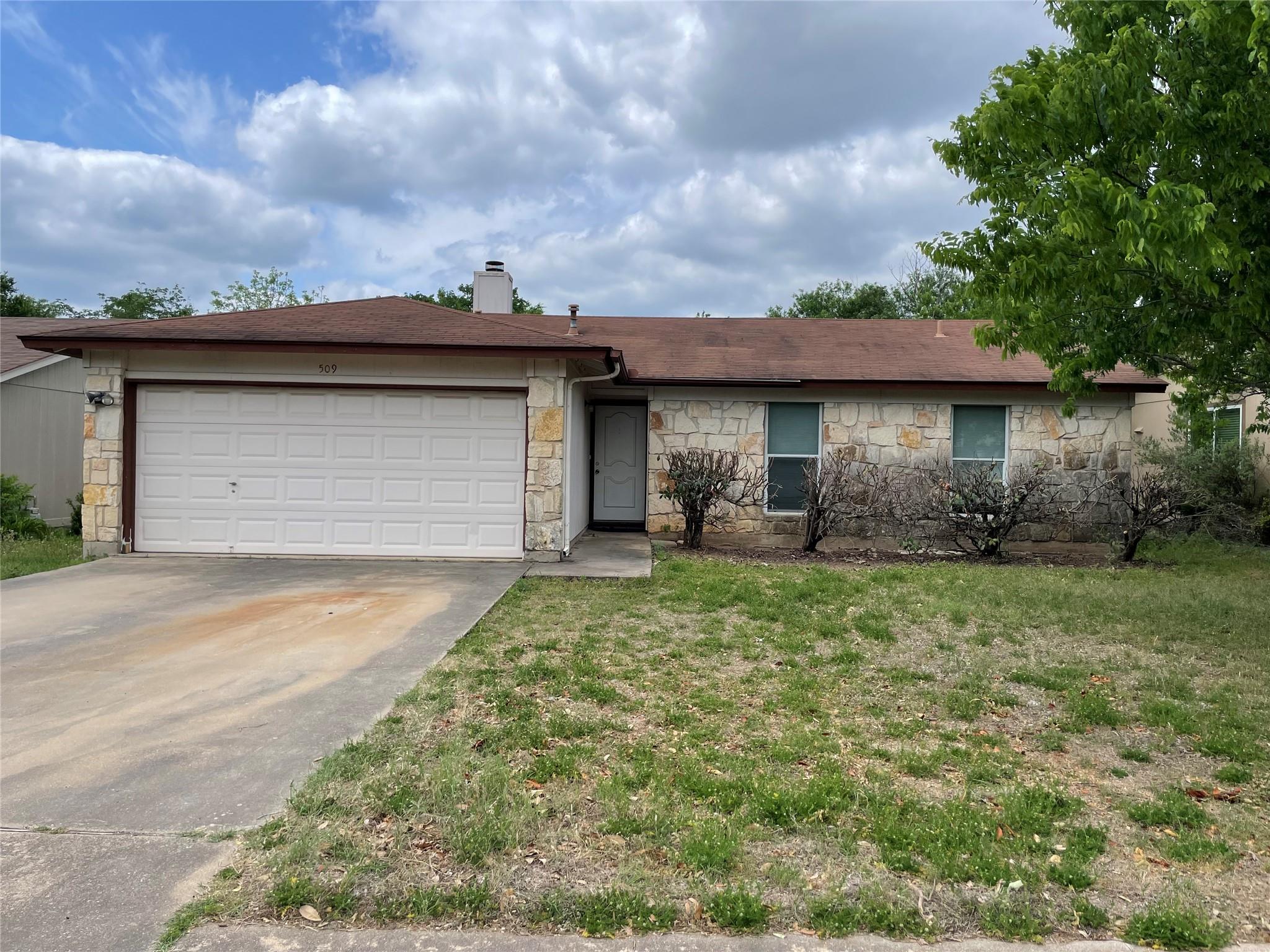 509 Riverwood Dr Property Photo
