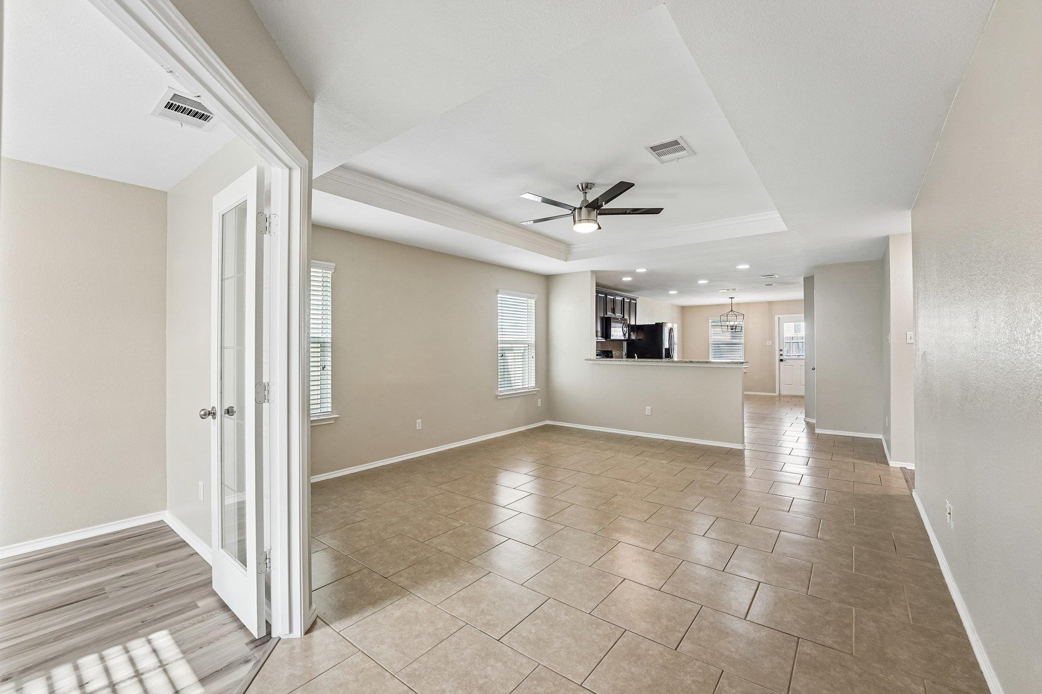 9209 Bowfield Dr Property Photo 5