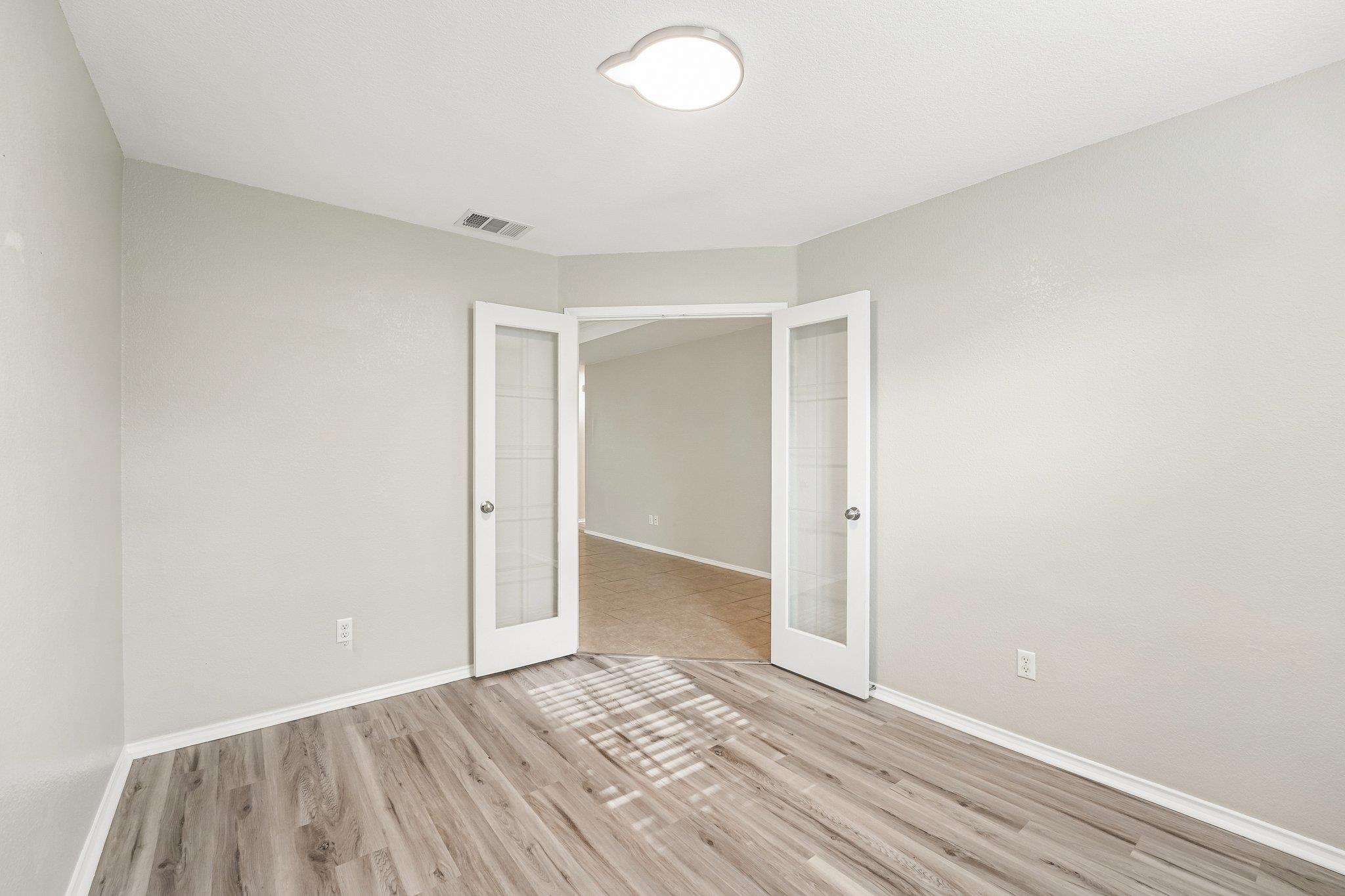 9209 Bowfield Dr Property Photo 17