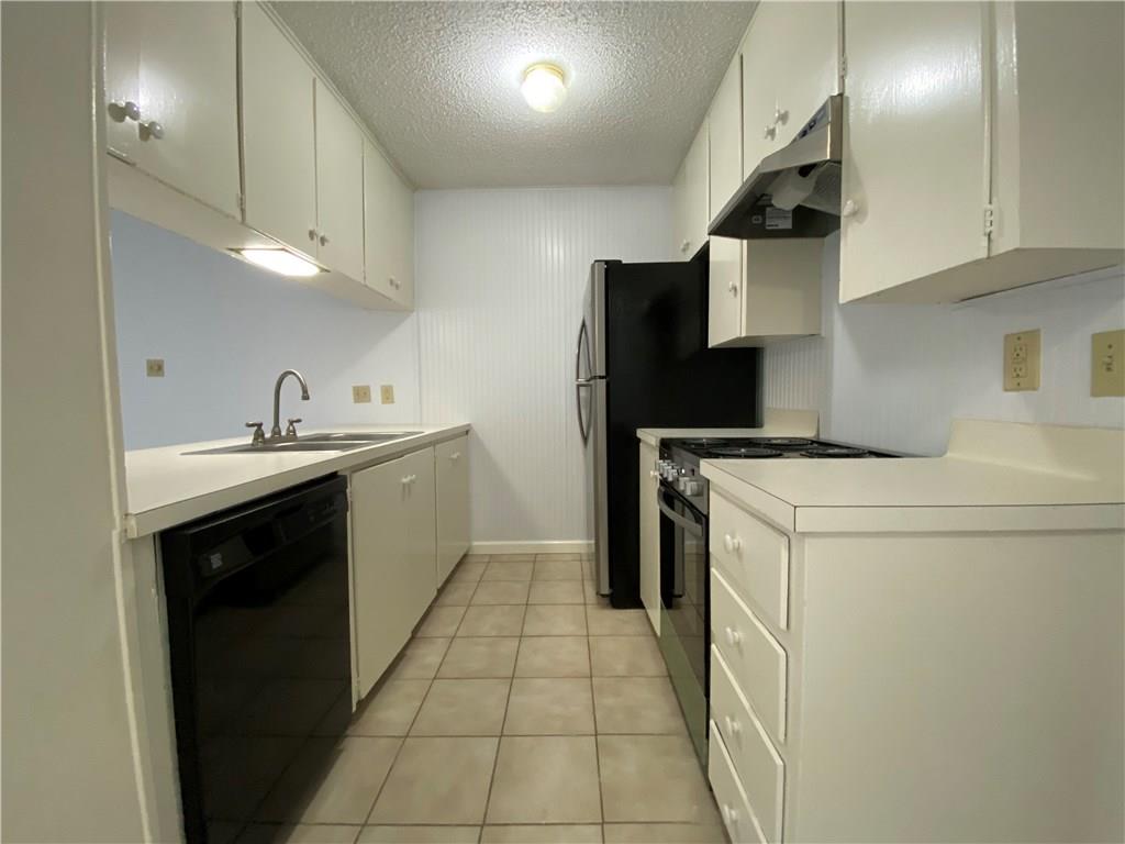 2408 Longview St #107 Property Photo 4