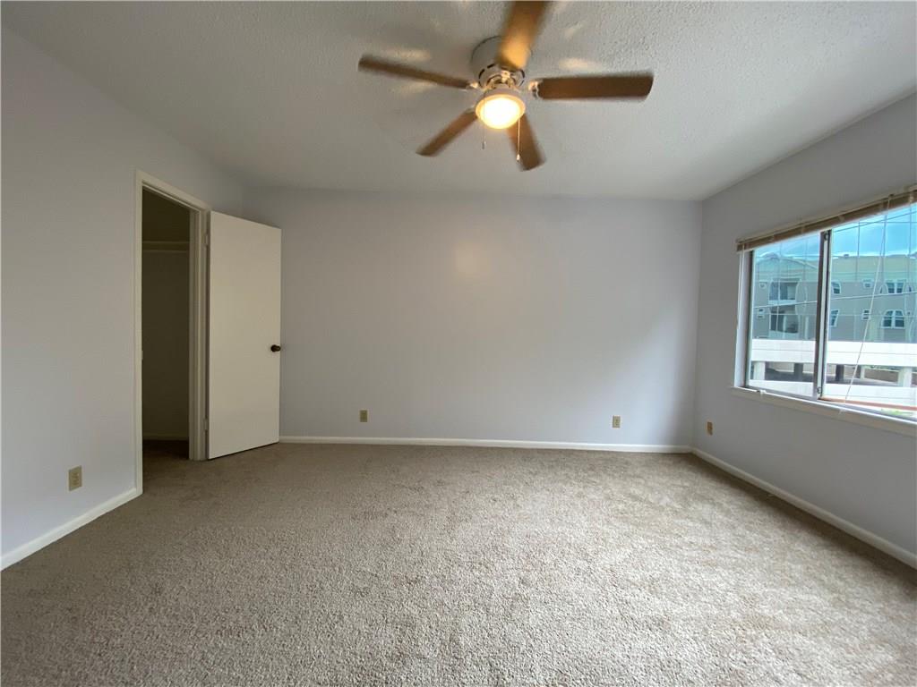 2408 Longview St #107 Property Photo 10