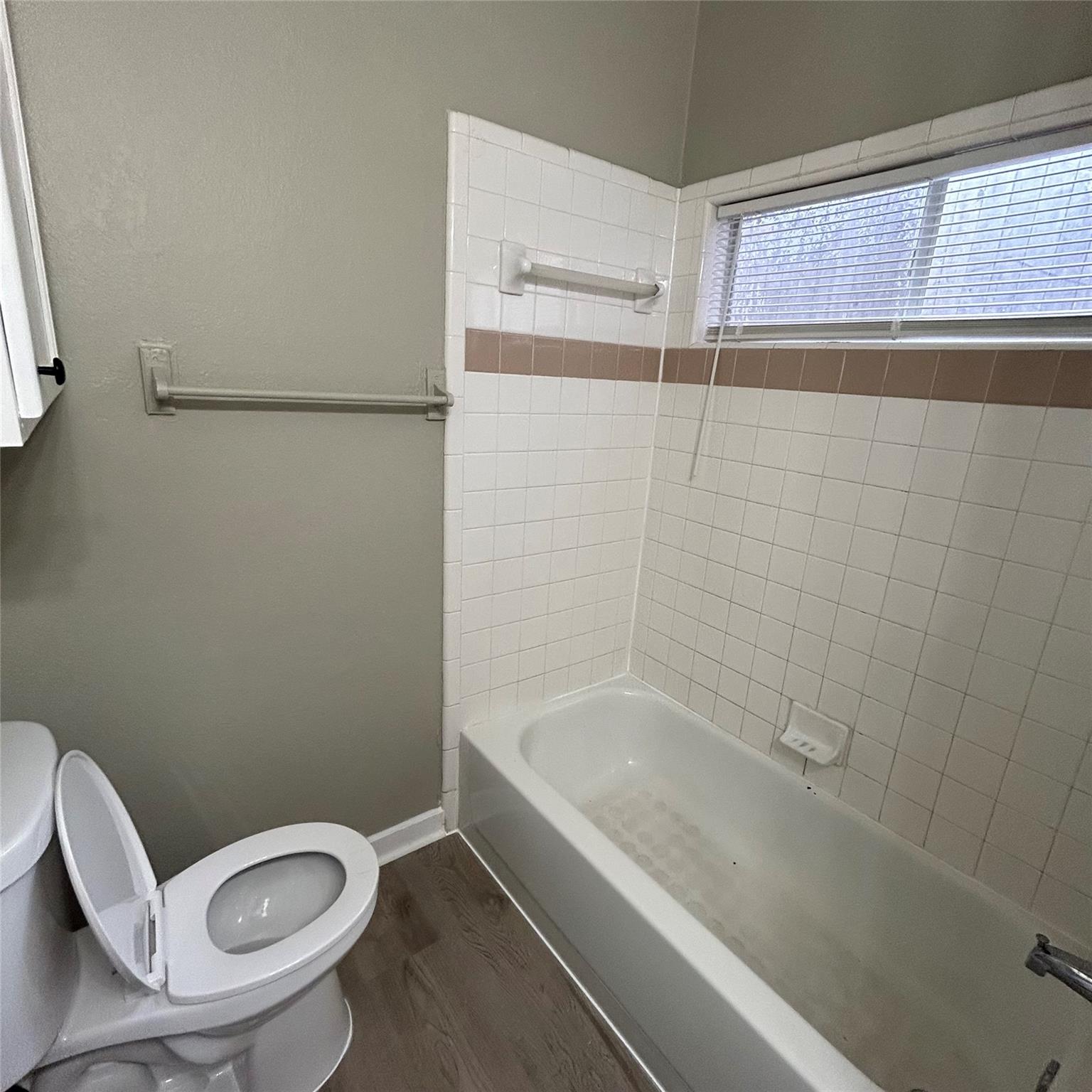 1235 Armadillo Rd #b Property Photo 14