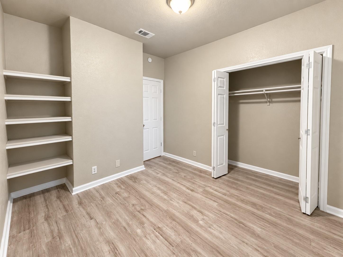 1235 Armadillo Rd #b Property Photo 14