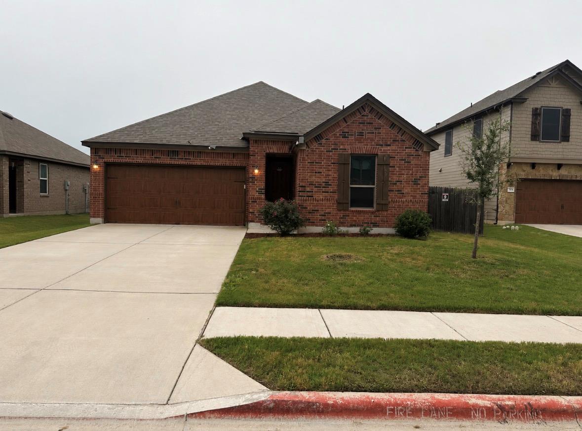 1711 Dragonfly Loop Property Photo 1