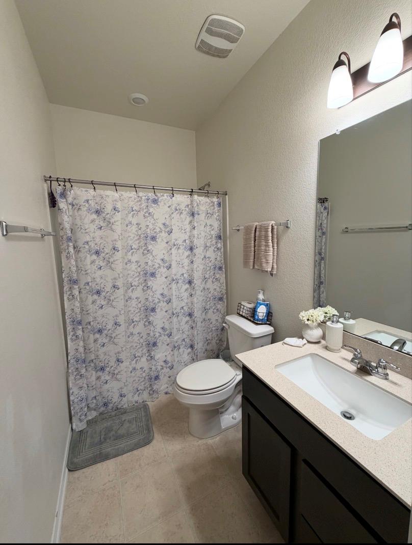 1711 Dragonfly Loop Property Photo 12