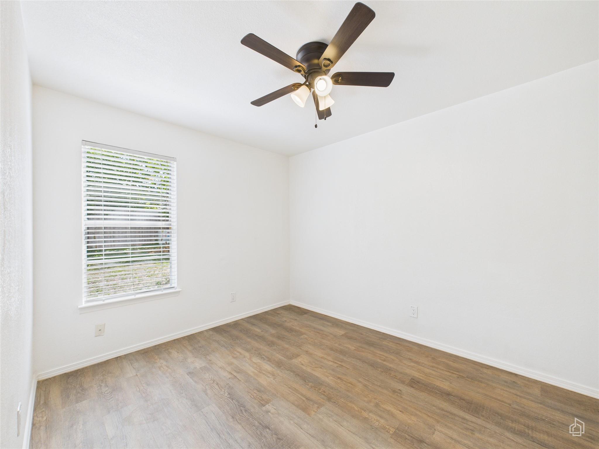 5809 Glenhollow Path Property Photo 16