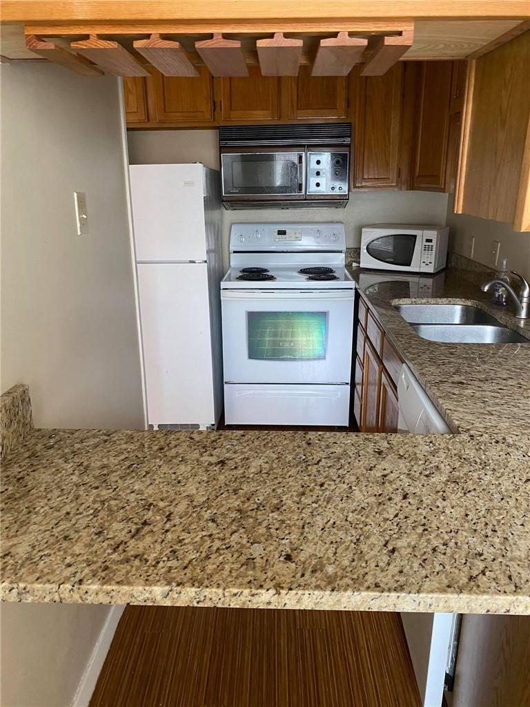 3115 Helms St #209 Property Photo 9