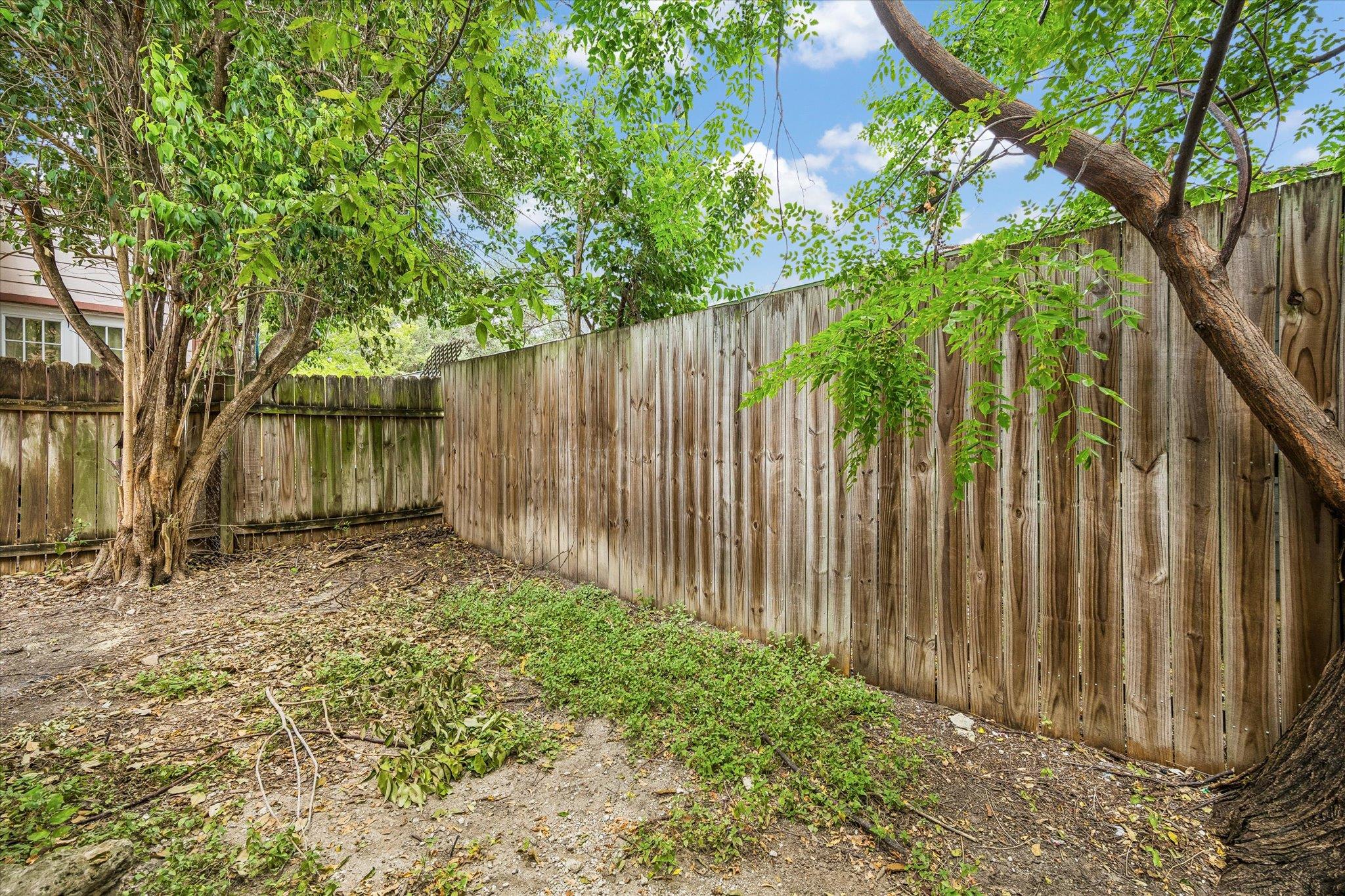 904 Sirocco Dr #a Property Photo 29