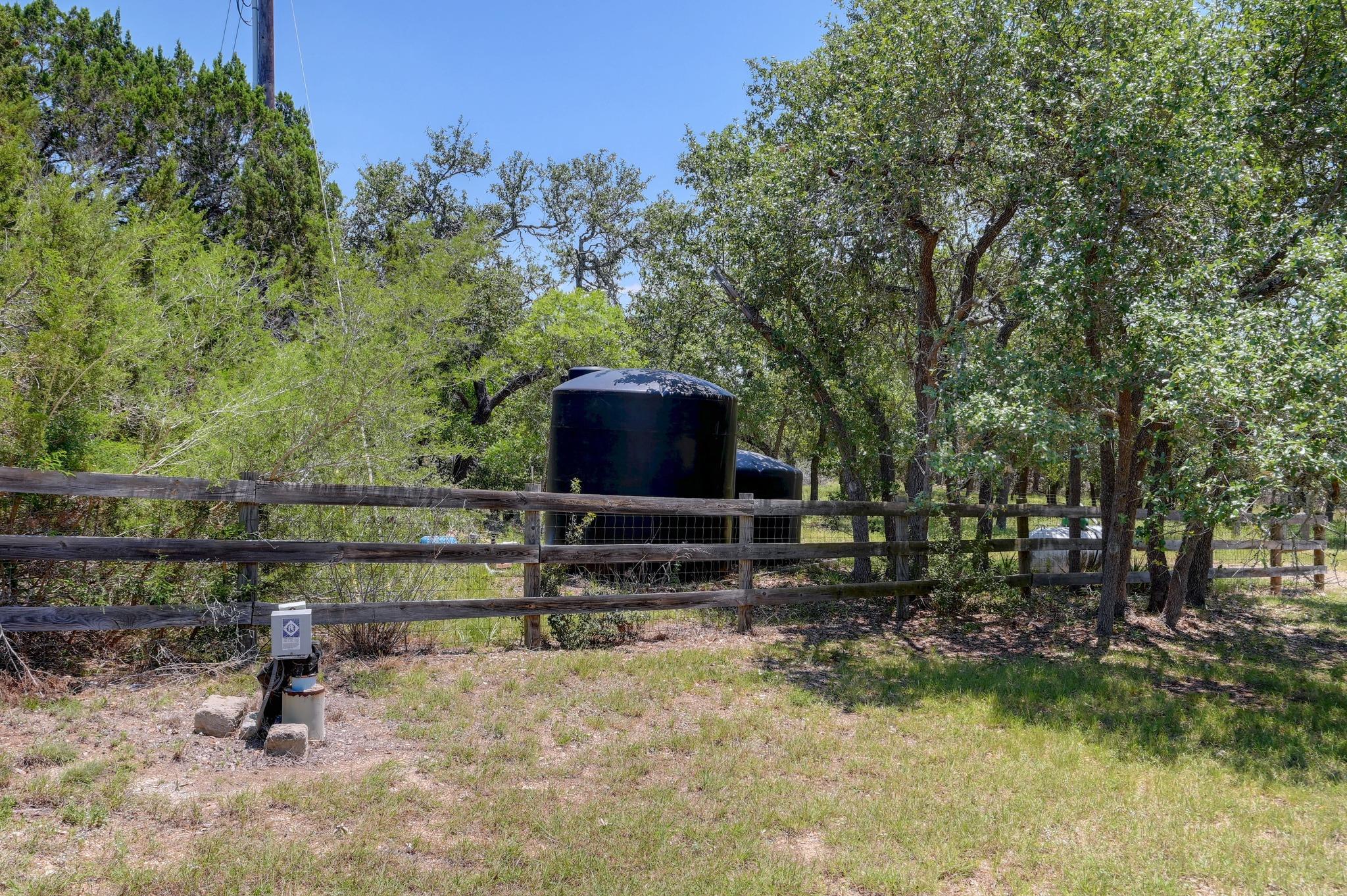 15425 Fitzhugh Rd Property Photo 22