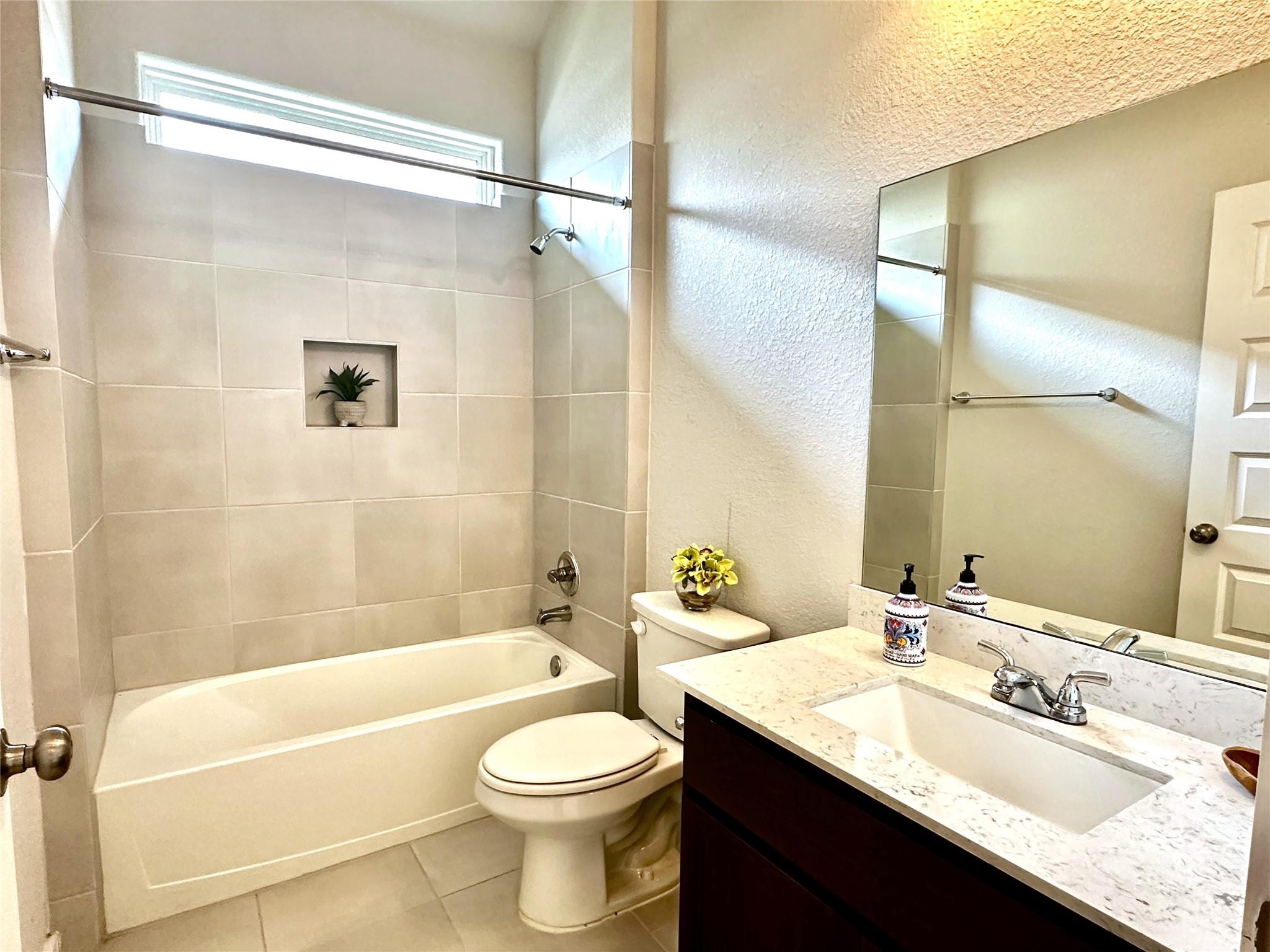 111 Thurston Dr Property Photo 16