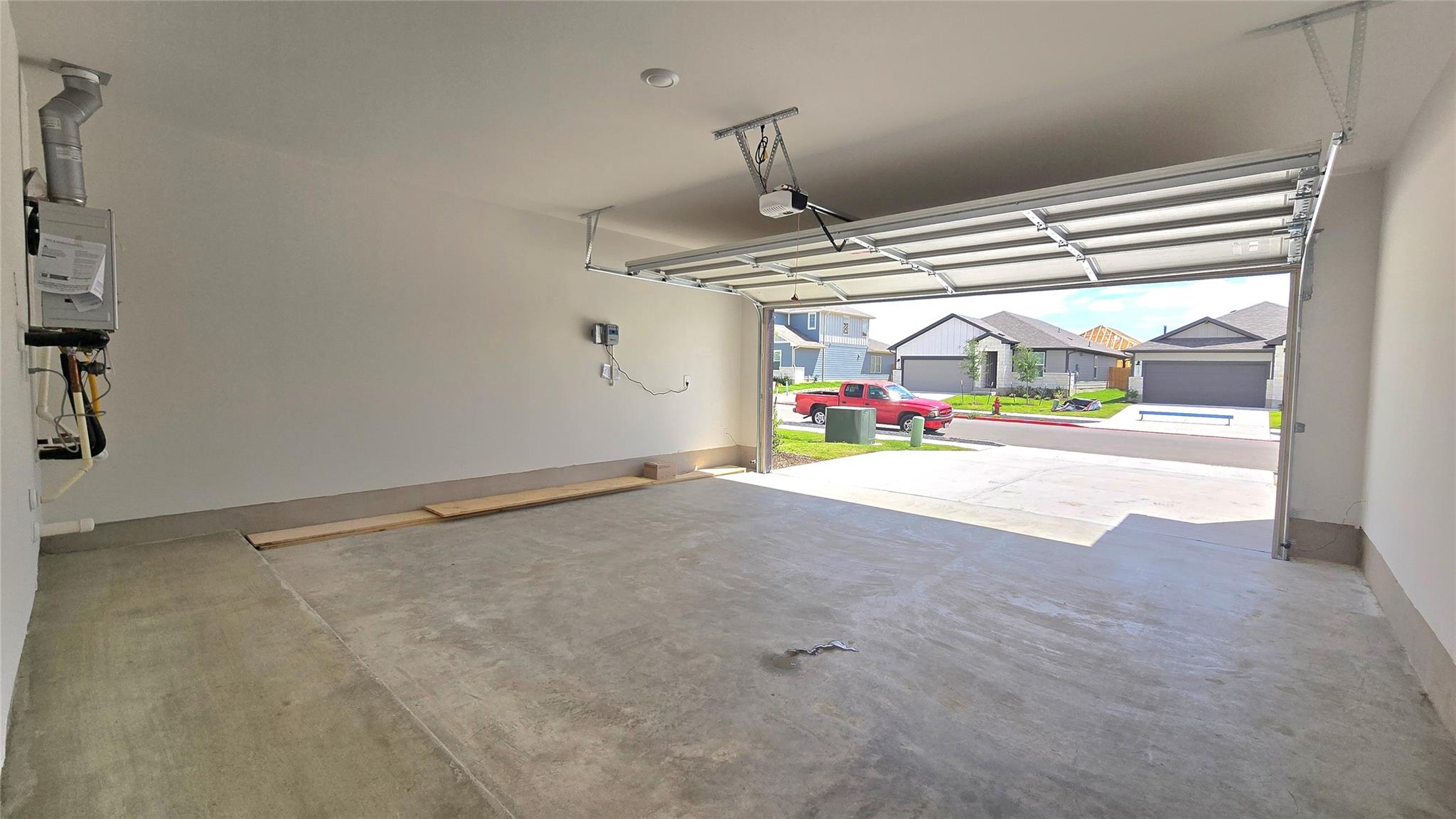 122 Holmby Dr Property Photo 23
