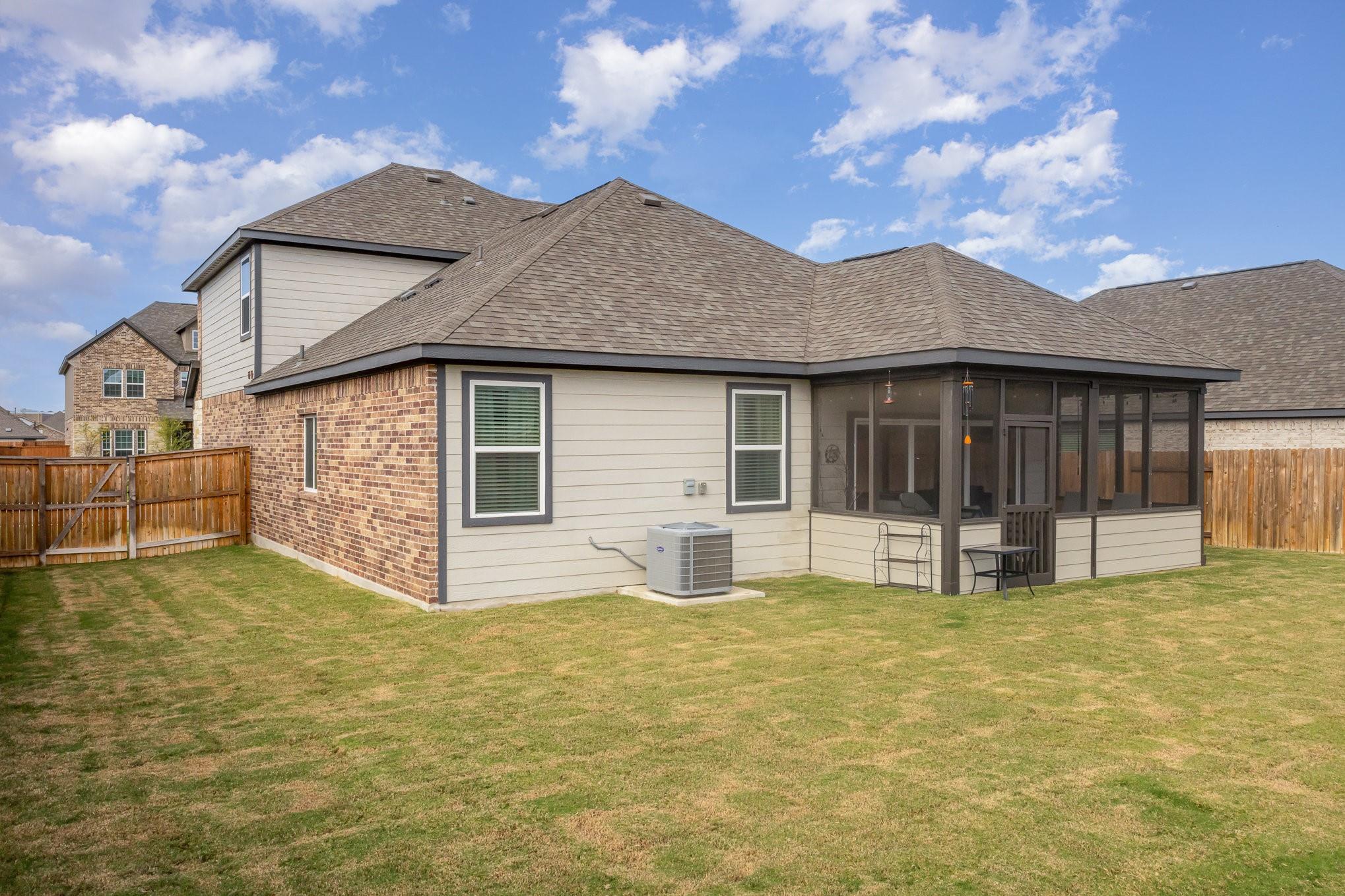 119 Nandina Path Property Photo 2