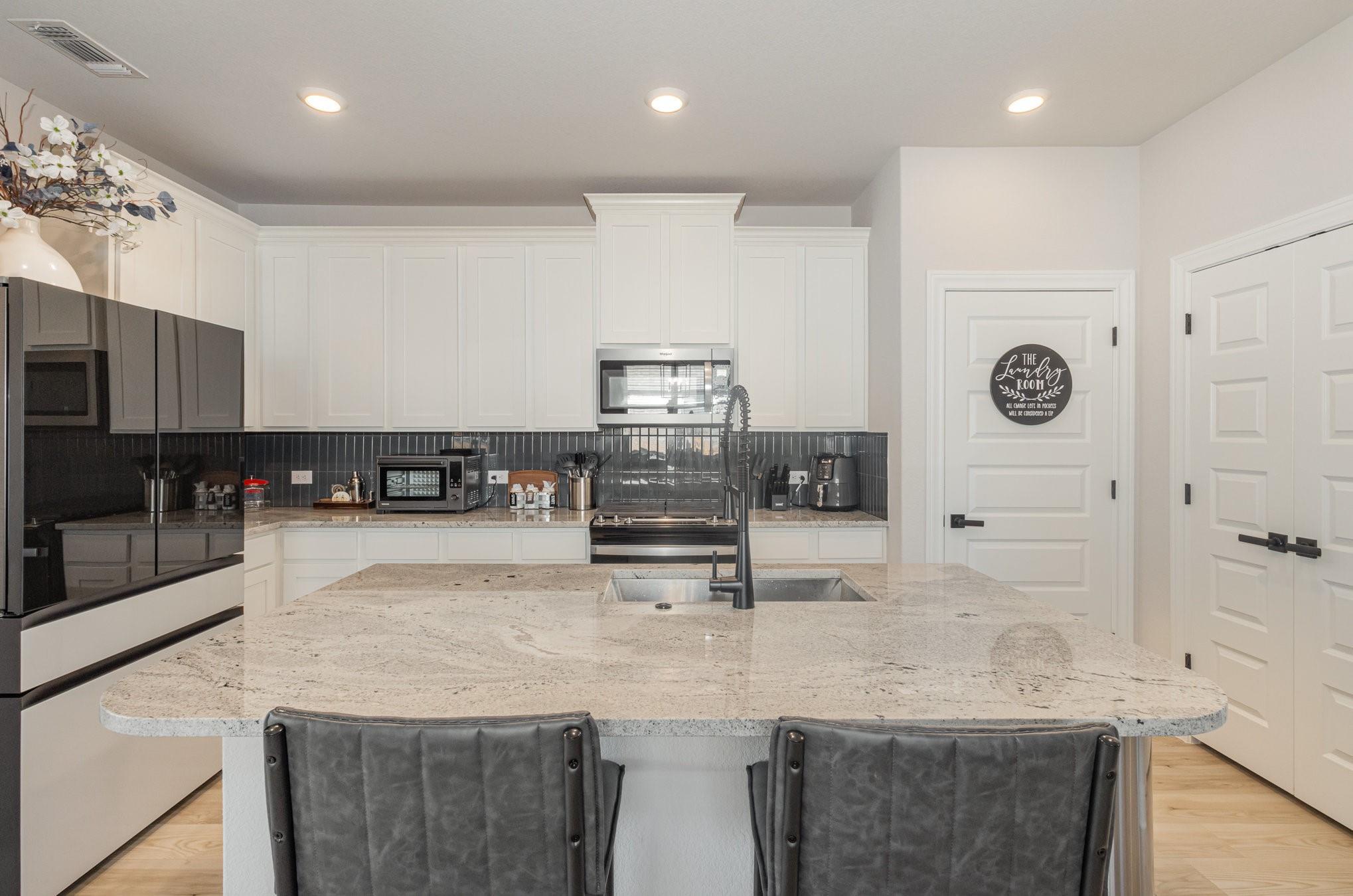 119 Nandina Path Property Photo 10