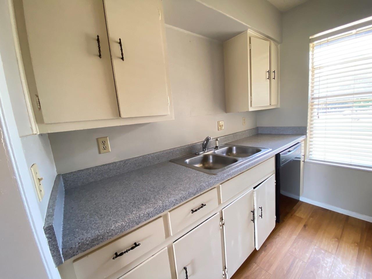 11200 Renel Dr #a Property Photo 8