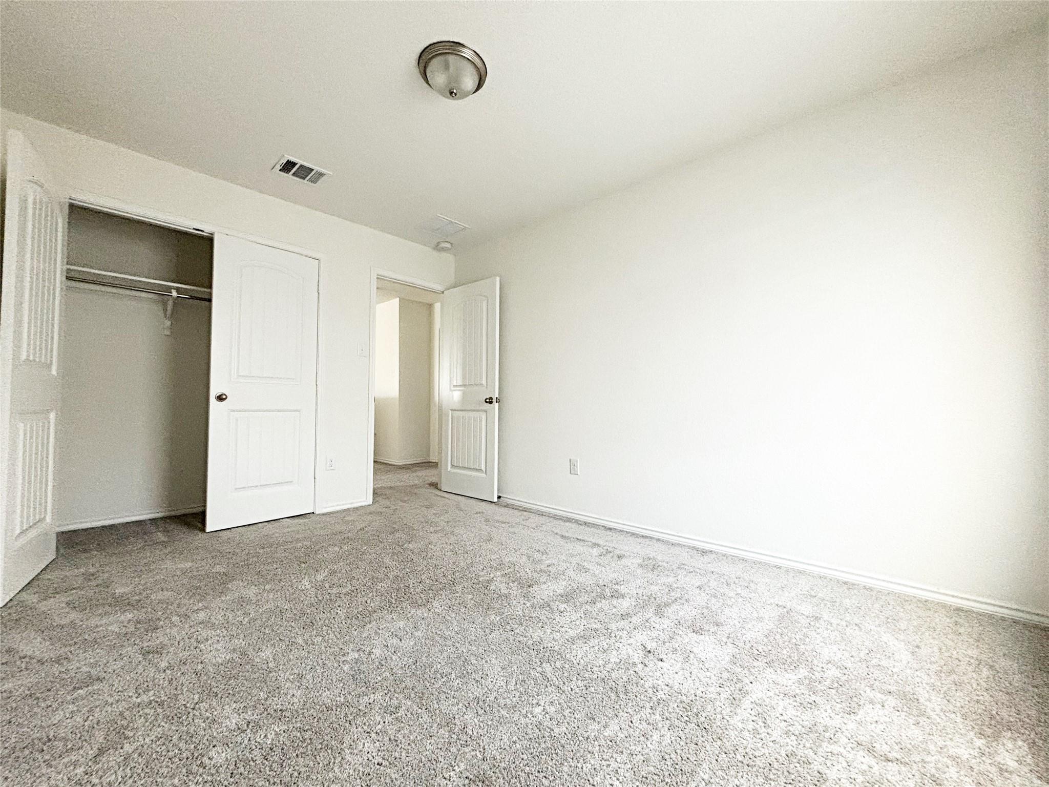 1720 Foxglove Cir Property Photo 25