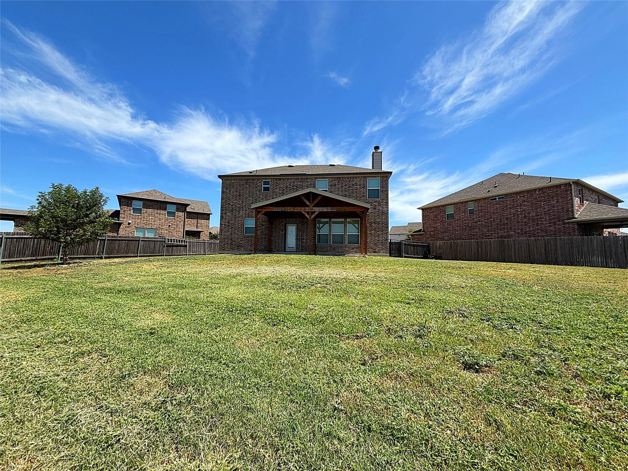 1720 Foxglove Cir Property Photo 29