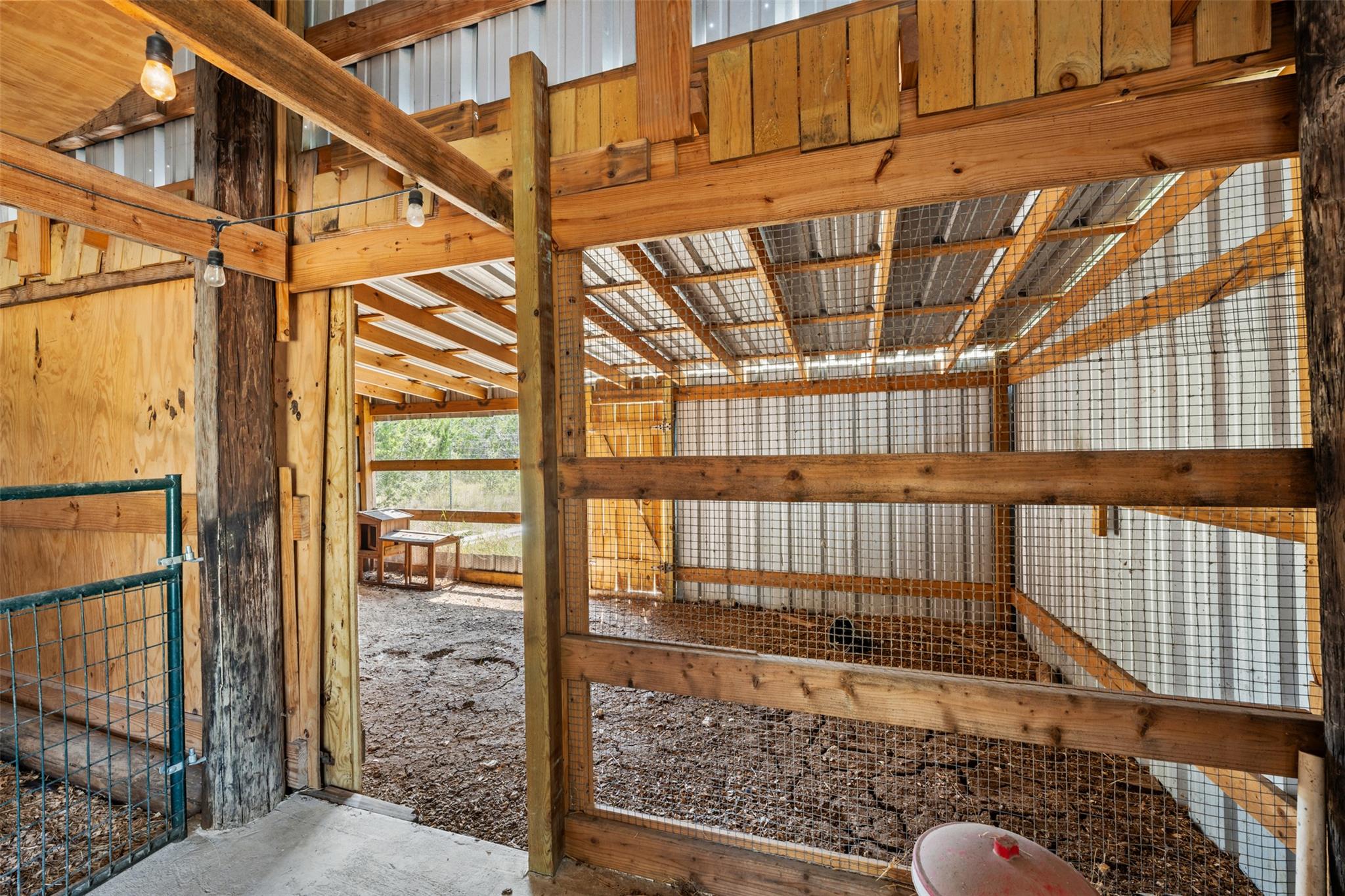 22651 Nameless Rd Property Photo 34