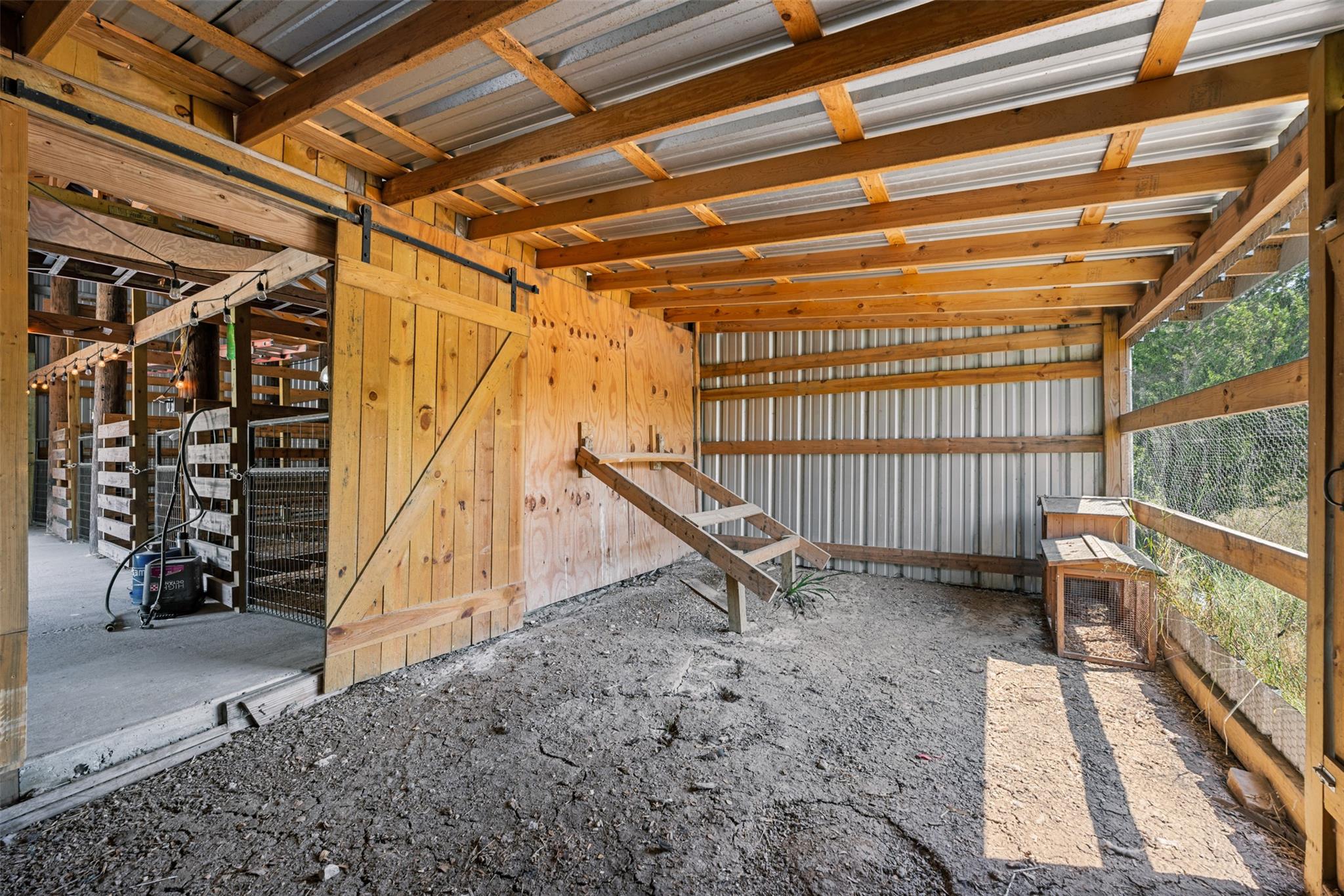 22651 Nameless Rd Property Photo 35