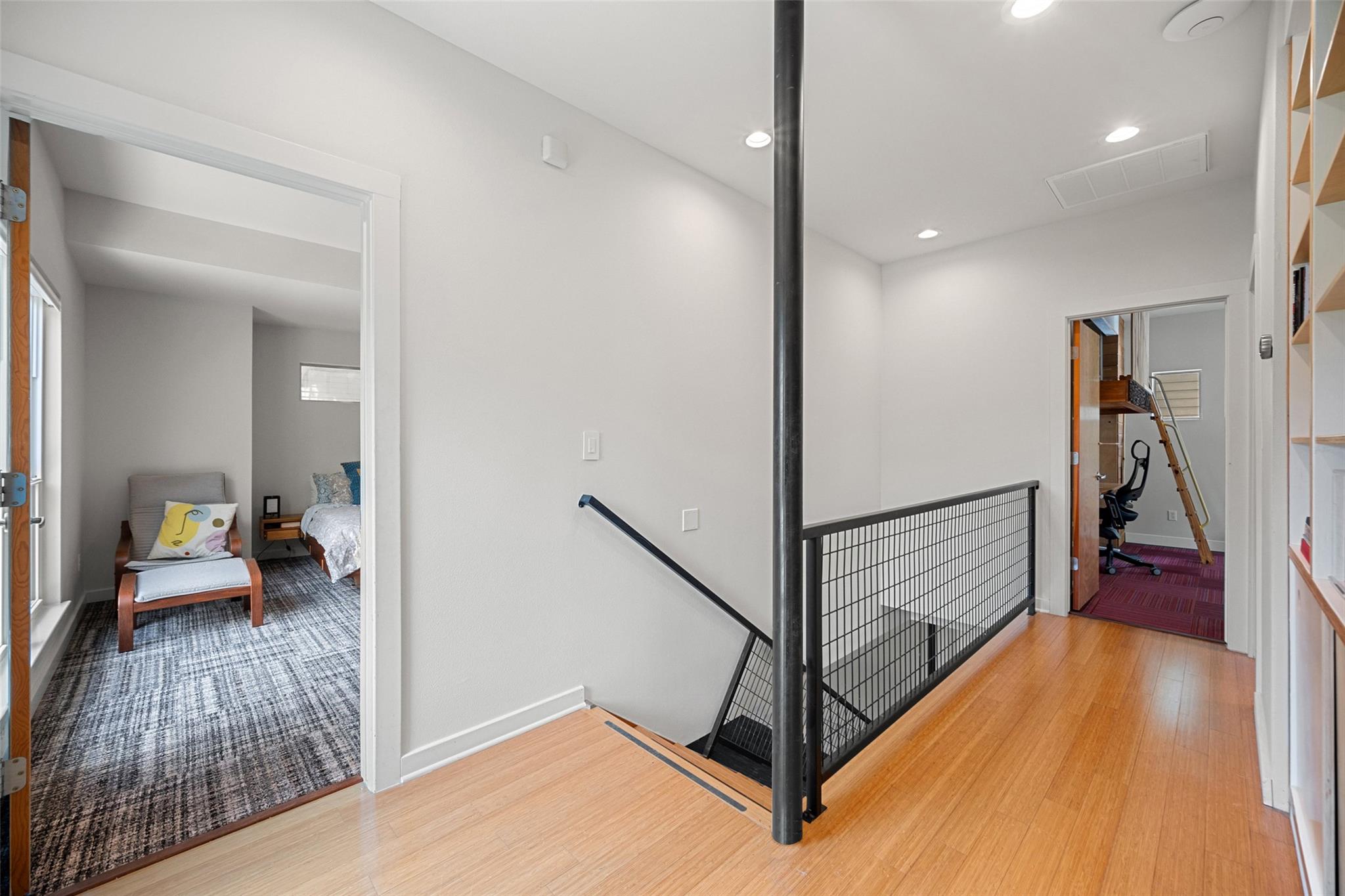 1411 E 2nd St #b2 Property Photo 12