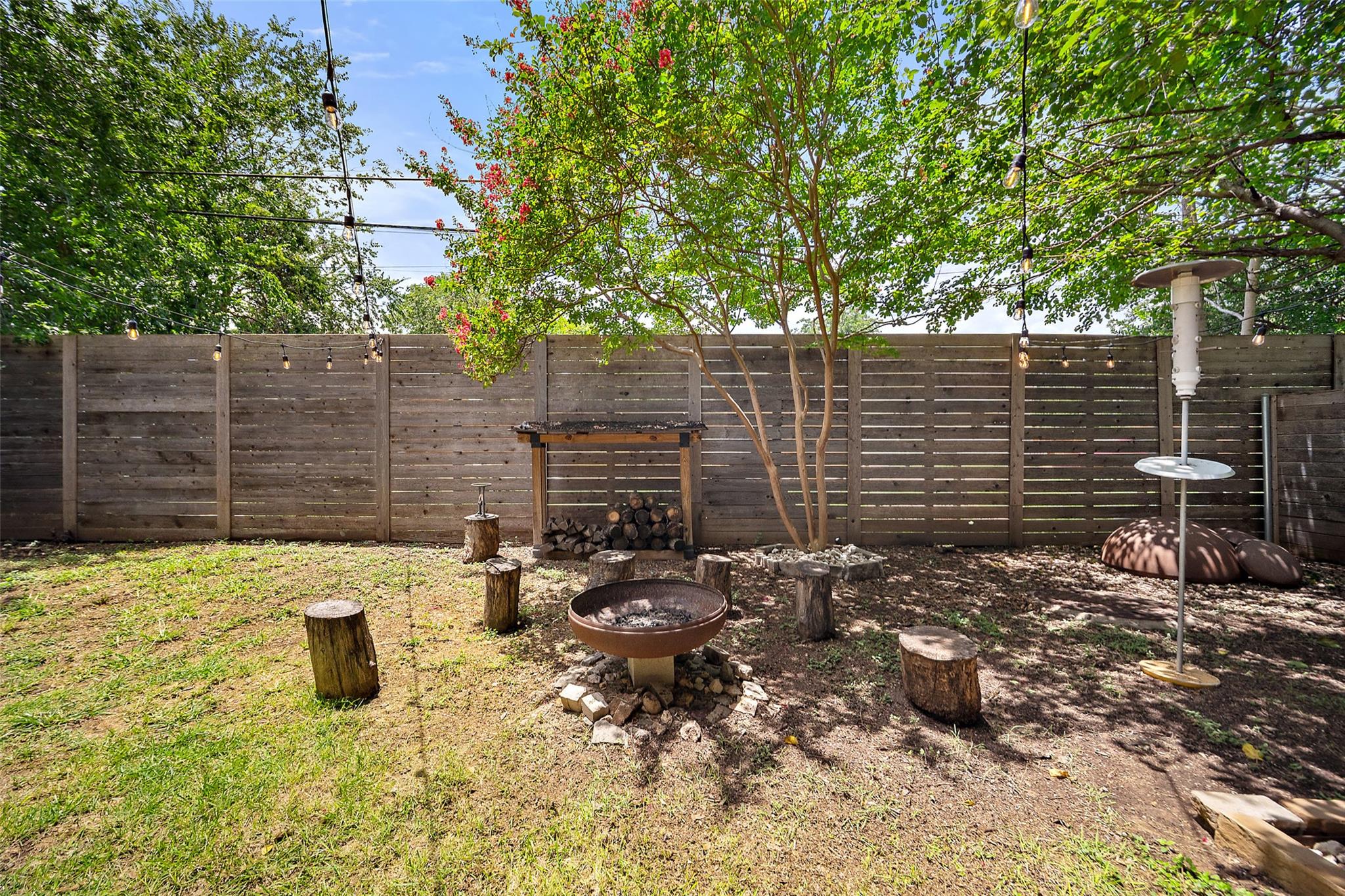 1411 E 2nd St #b2 Property Photo 26