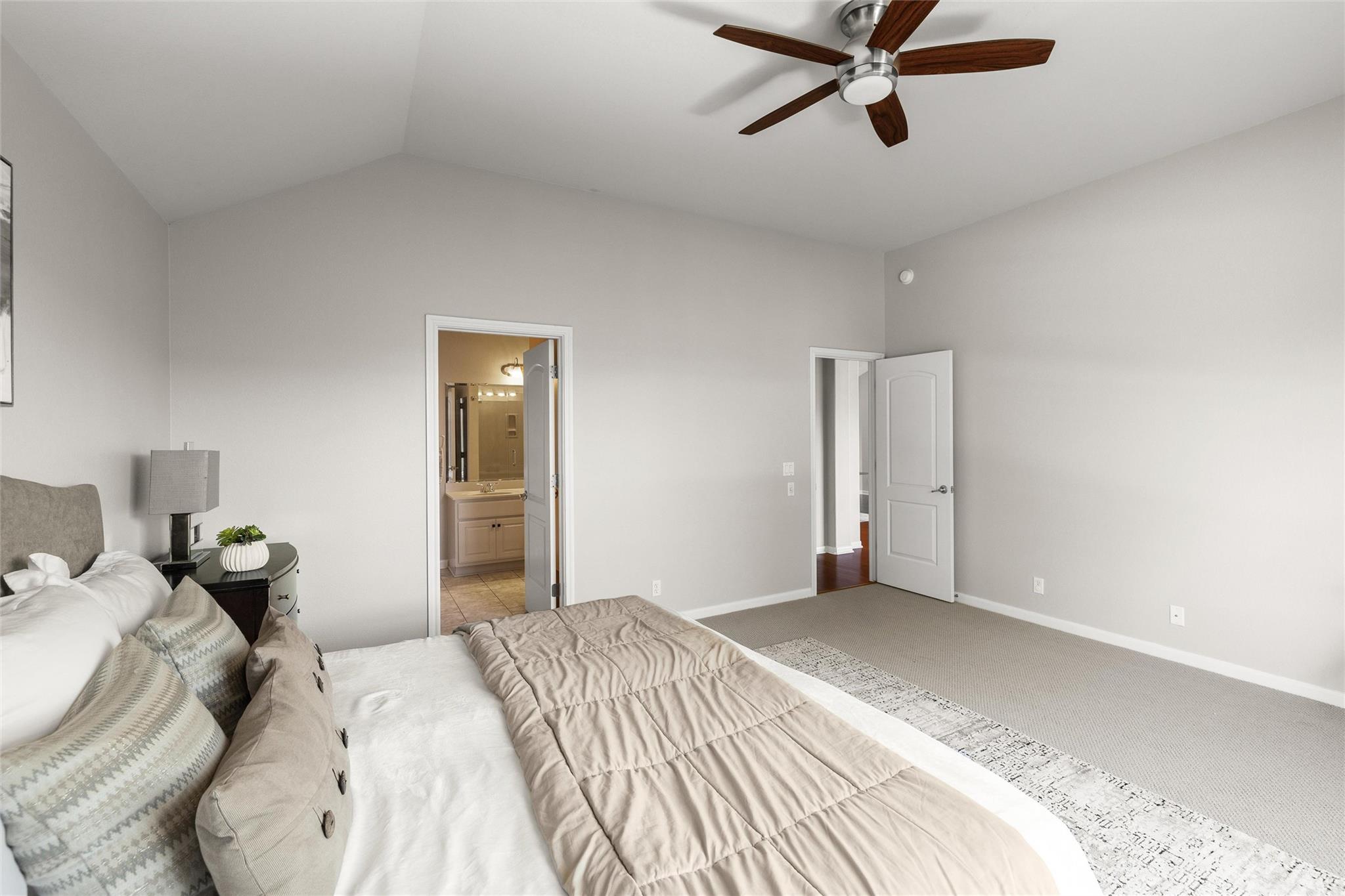 100 Stratton Ct Property Photo 20