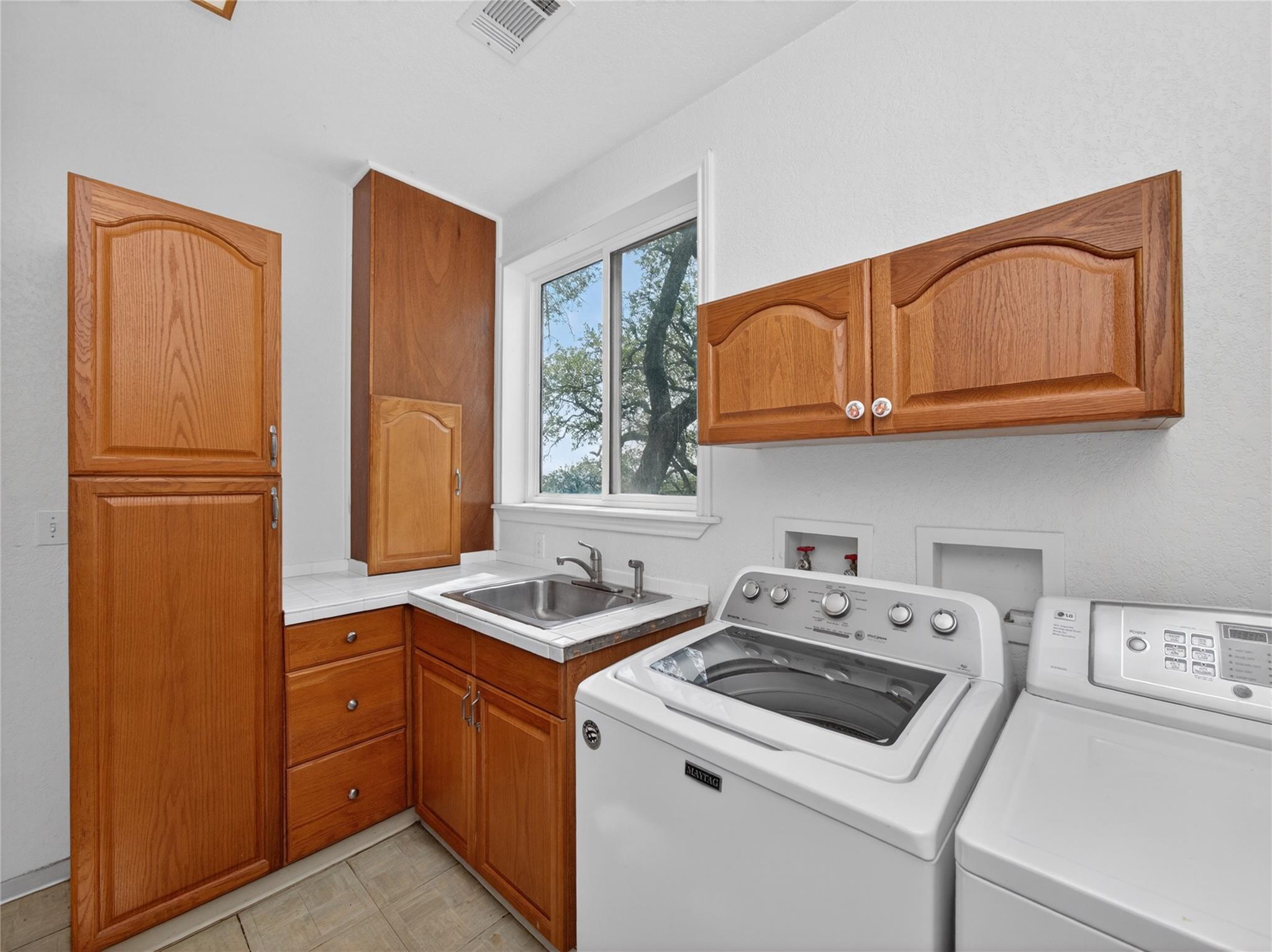 120 La Plata Ct Property Photo 16