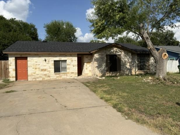 1902 Bradmore Dr Property Photo 2