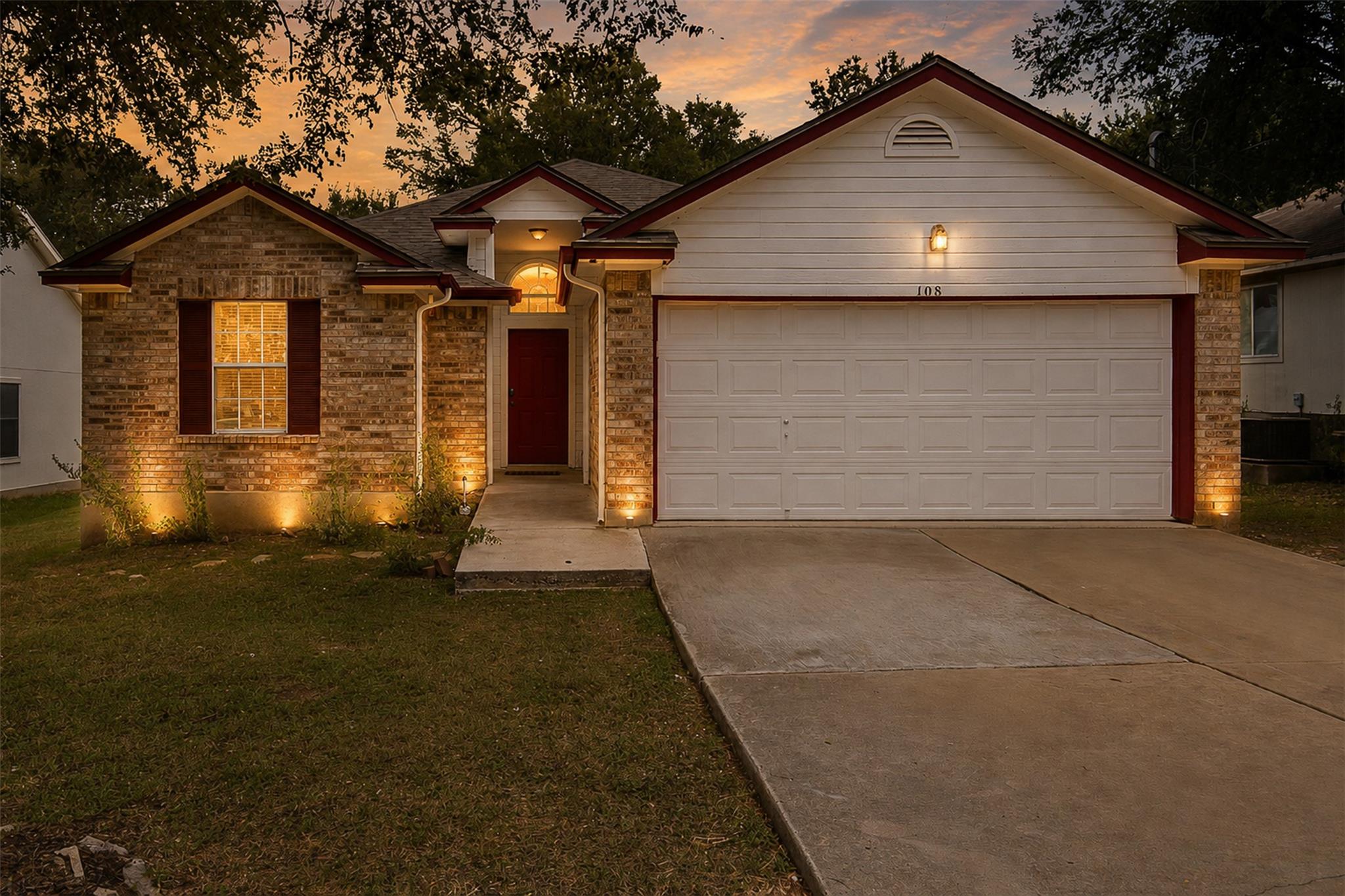 108 Songbird Ct Property Photo 1