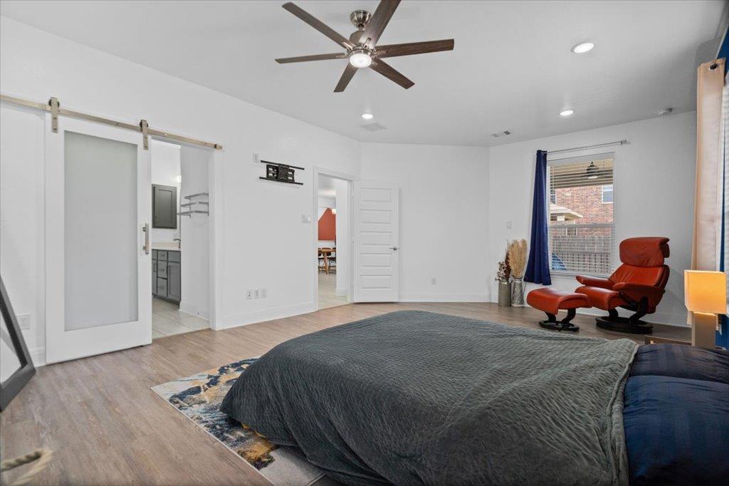 17004 Gibbons Path Property Photo 2