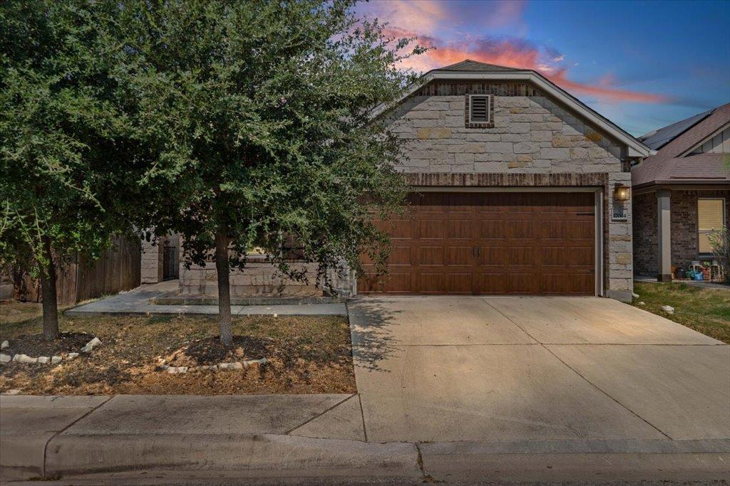 17004 Gibbons Path Property Photo 25