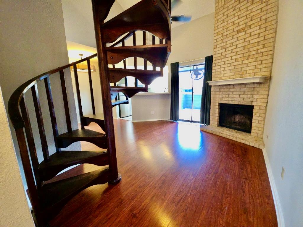 2500 Burleson Rd #521 Property Photo 3