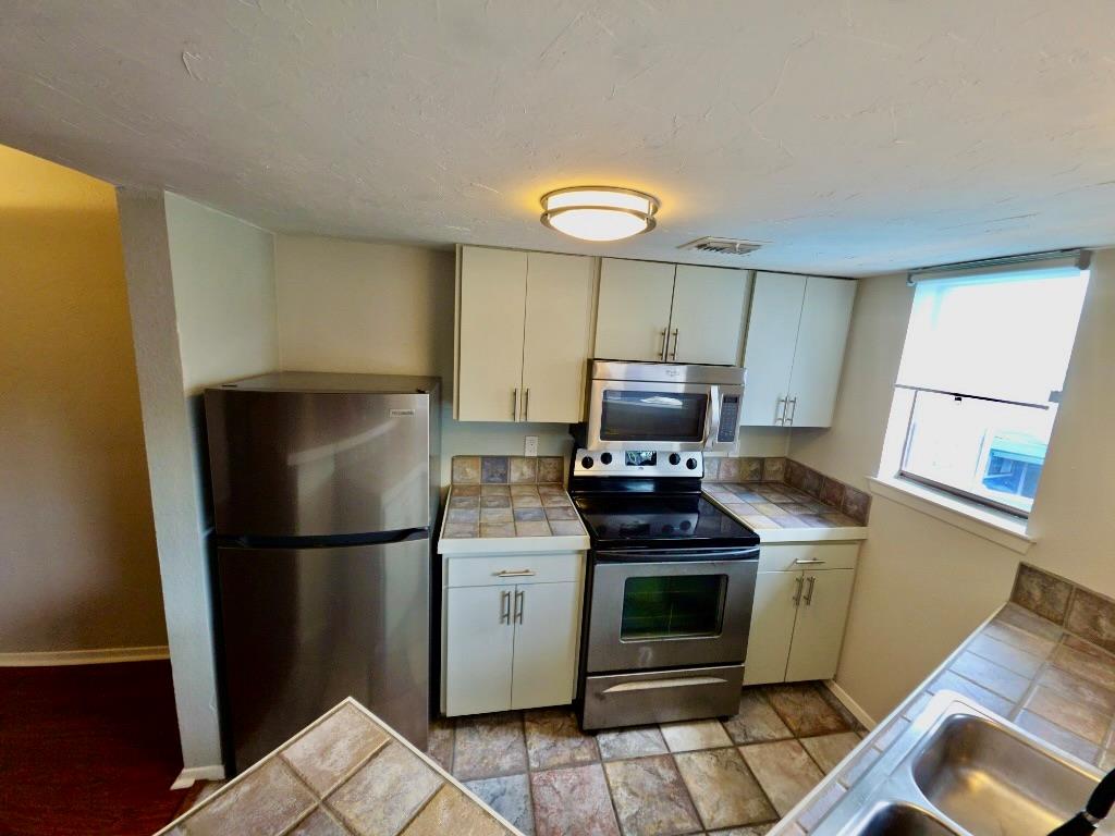 2500 Burleson Rd #521 Property Photo 8